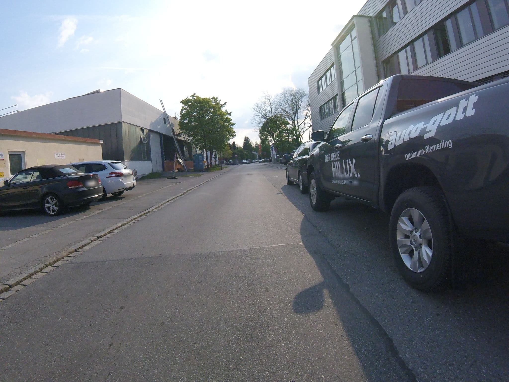 Street view near Otto Brunn, Ottobrunn bei München — © tonicity (CC BY-SA · Mapillary)
