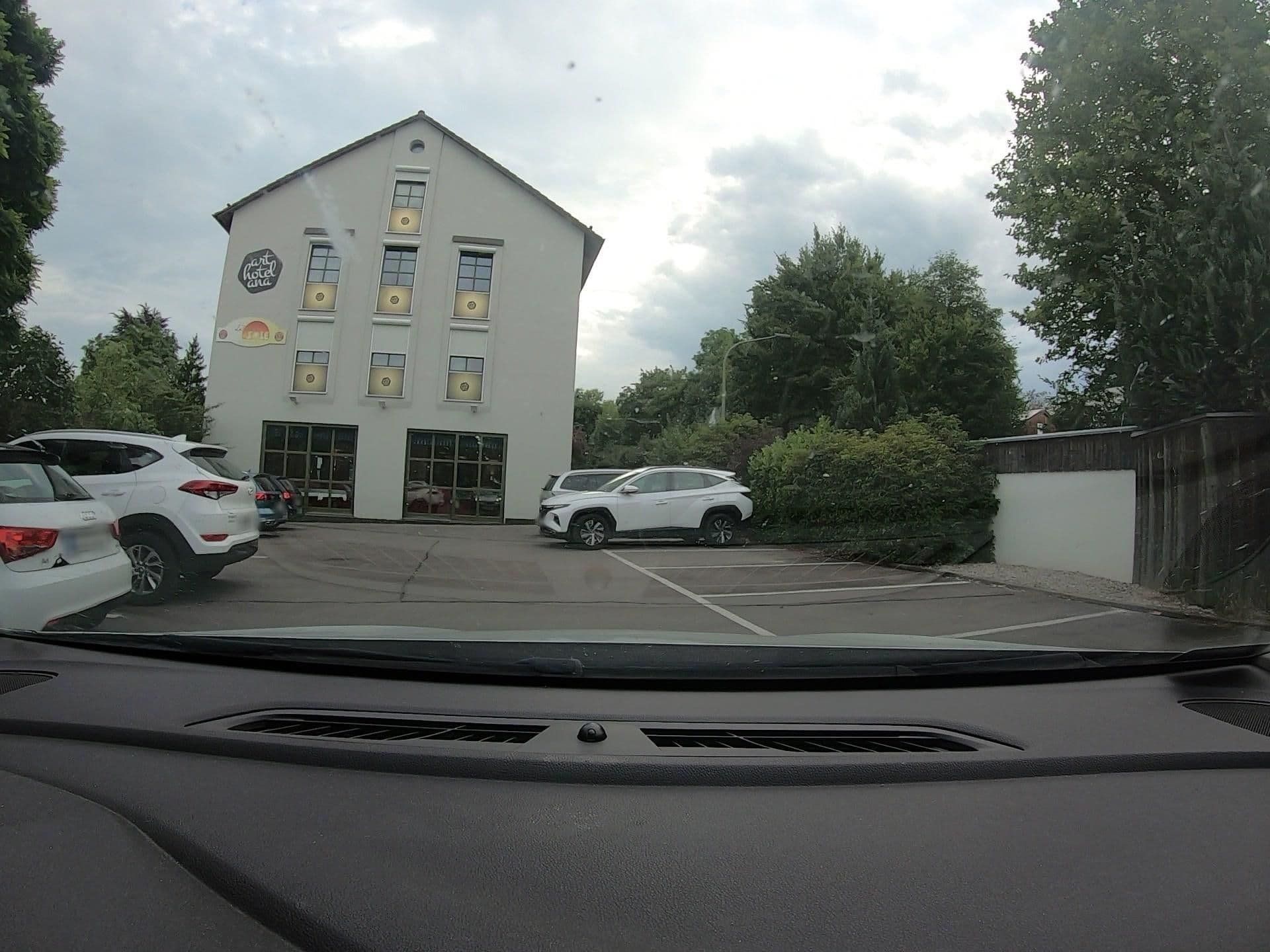 Street view near Söhnel am Sonnengrund, Aystetten — © vst (CC BY-SA · Mapillary)