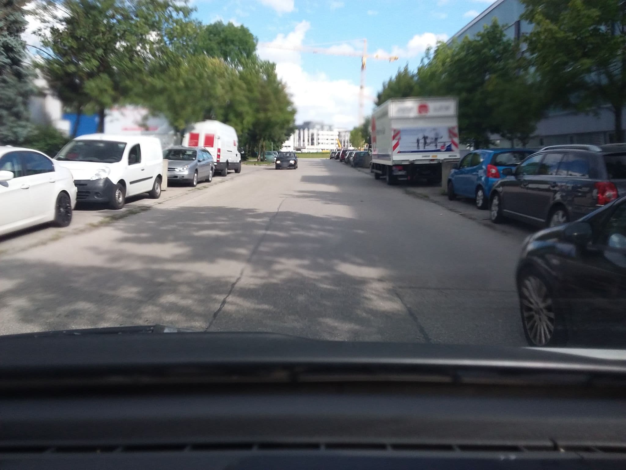 Street view near Pension Tendera GmbH, Garching — © uevchen64 (CC BY-SA · Mapillary)