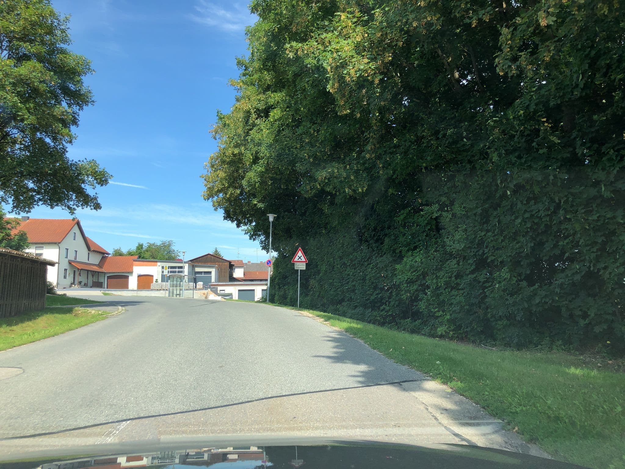 Street view near Tramp Hotel, Dietfurt — © derzornigemarkus (CC BY-SA · Mapillary)