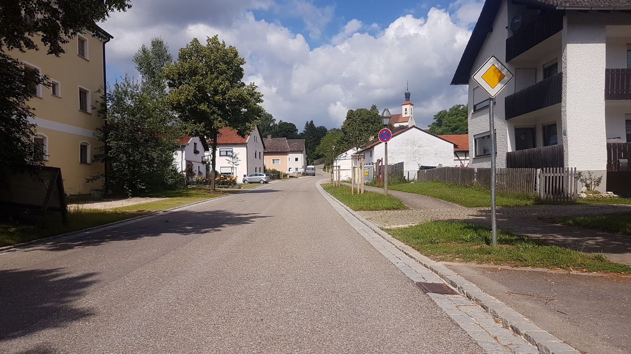 Street view near Gut Moierhof, Eichstätt — © changchun1 (CC BY-SA · Mapillary)