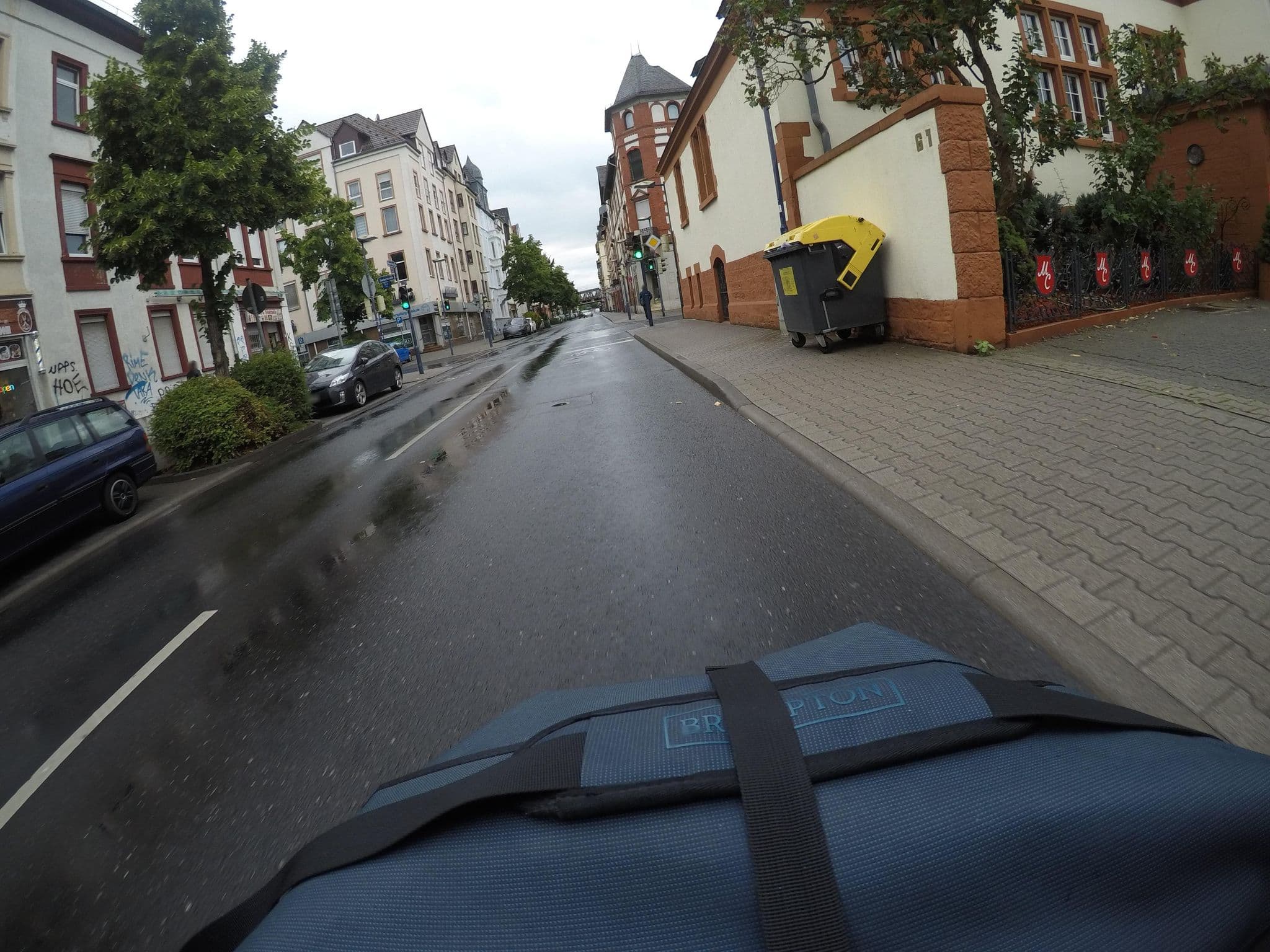 Street view near Hotel Monte Cristo, Offenbach — © mfa (CC BY-SA · Mapillary)