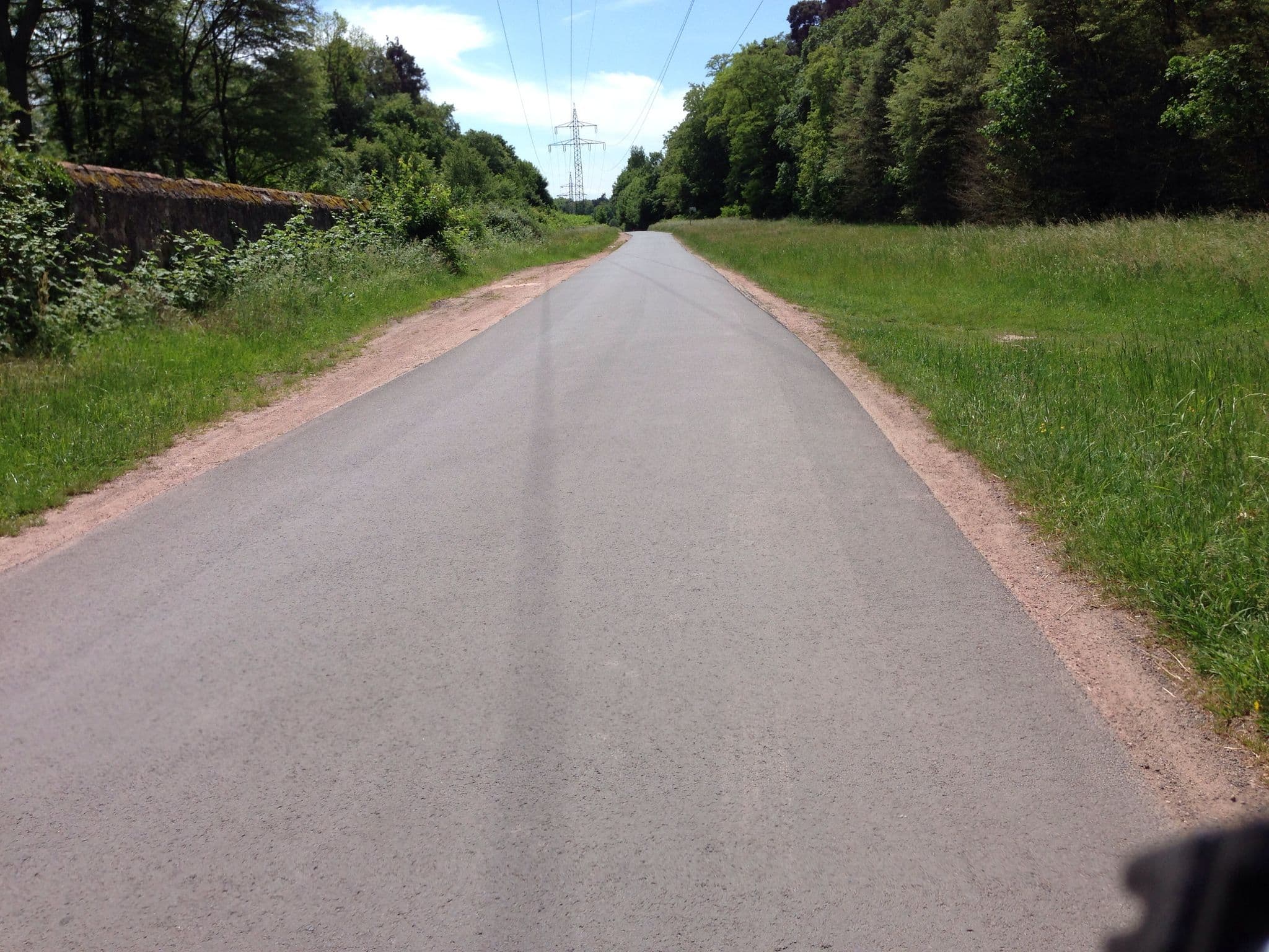 Street view near Golf-Hotel, Hanau am Main — © flidolin (CC BY-SA · Mapillary)