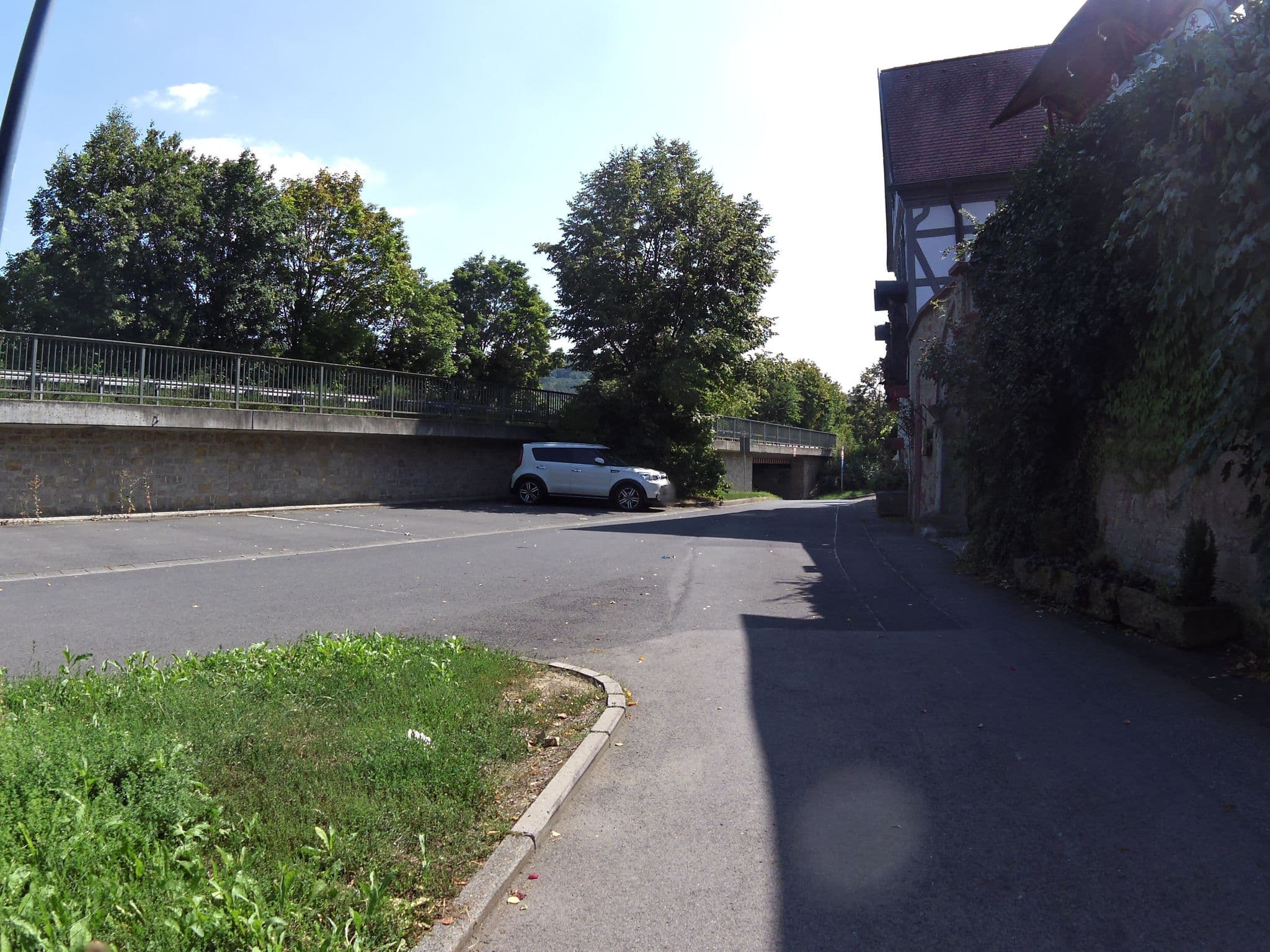 Street view near Meisnerhof Hotel & Biergarten, Erlabrunn — © zoegglmeyr (CC BY-SA · Mapillary)