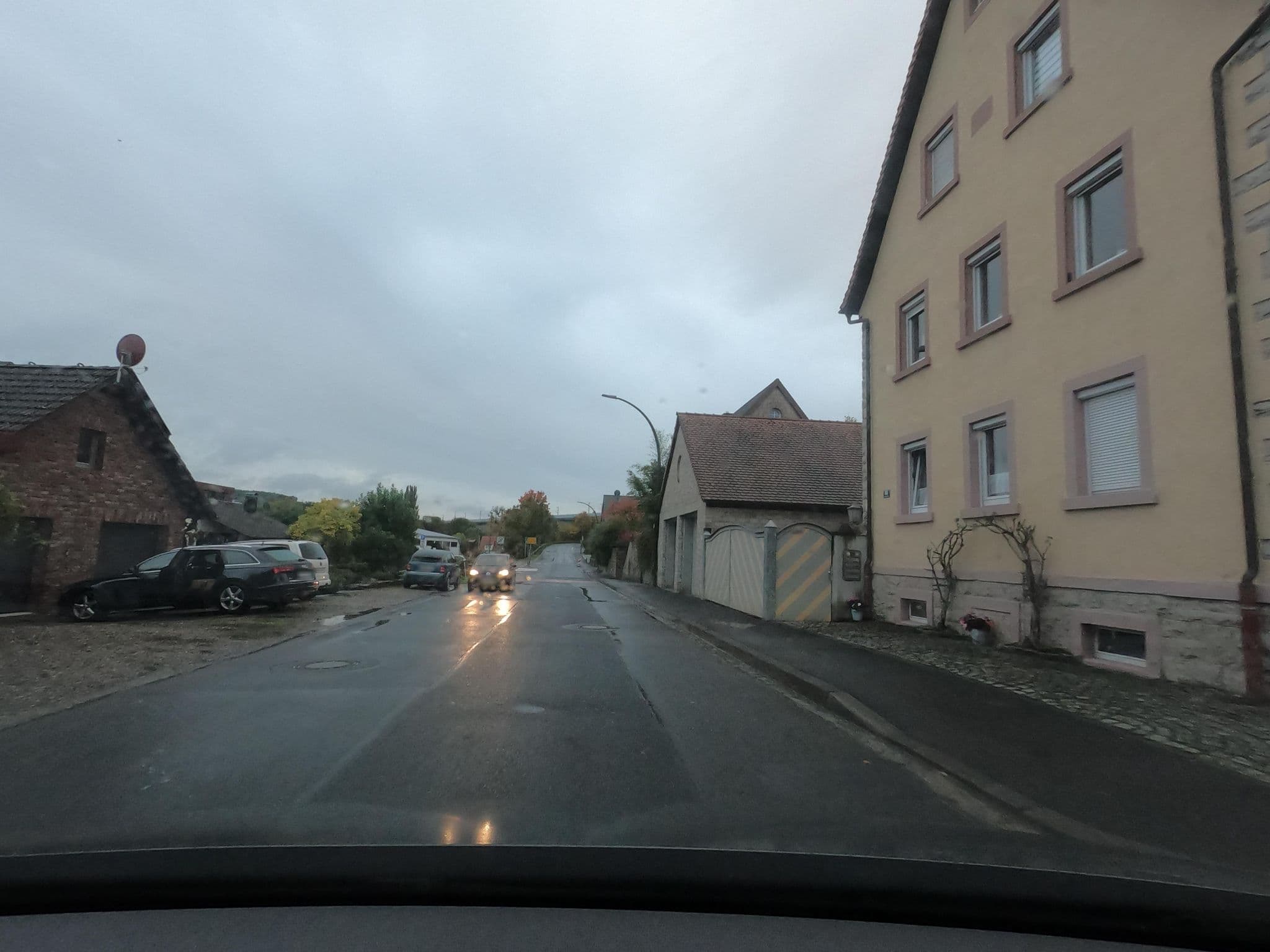 Street view near Ferienwohnung Gries, Margetshöchheim — © frhh211 (CC BY-SA · Mapillary)