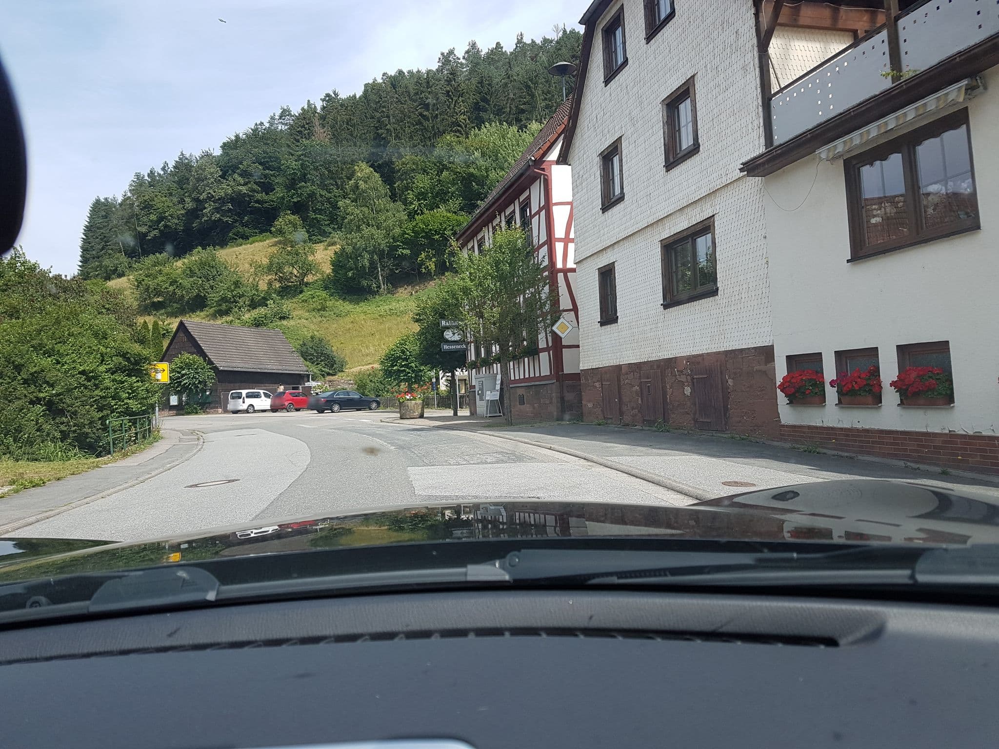 Street view near Gasthof Zur schönen Aussicht, Beerfelden — © joachim_mueller (CC BY-SA · Mapillary)