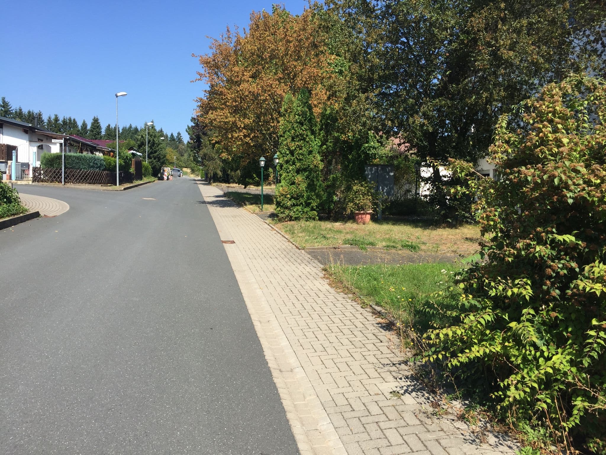 Street view near Hotel Am Gaulskopf, Butzbach — © troher15 (CC BY-SA · Mapillary)