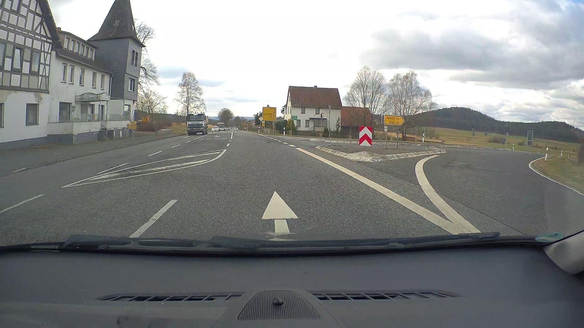 Street view near Hotel-Restaurant Schöne Aussicht, Rauschenberg — © poxonline (CC BY-SA · Mapillary)