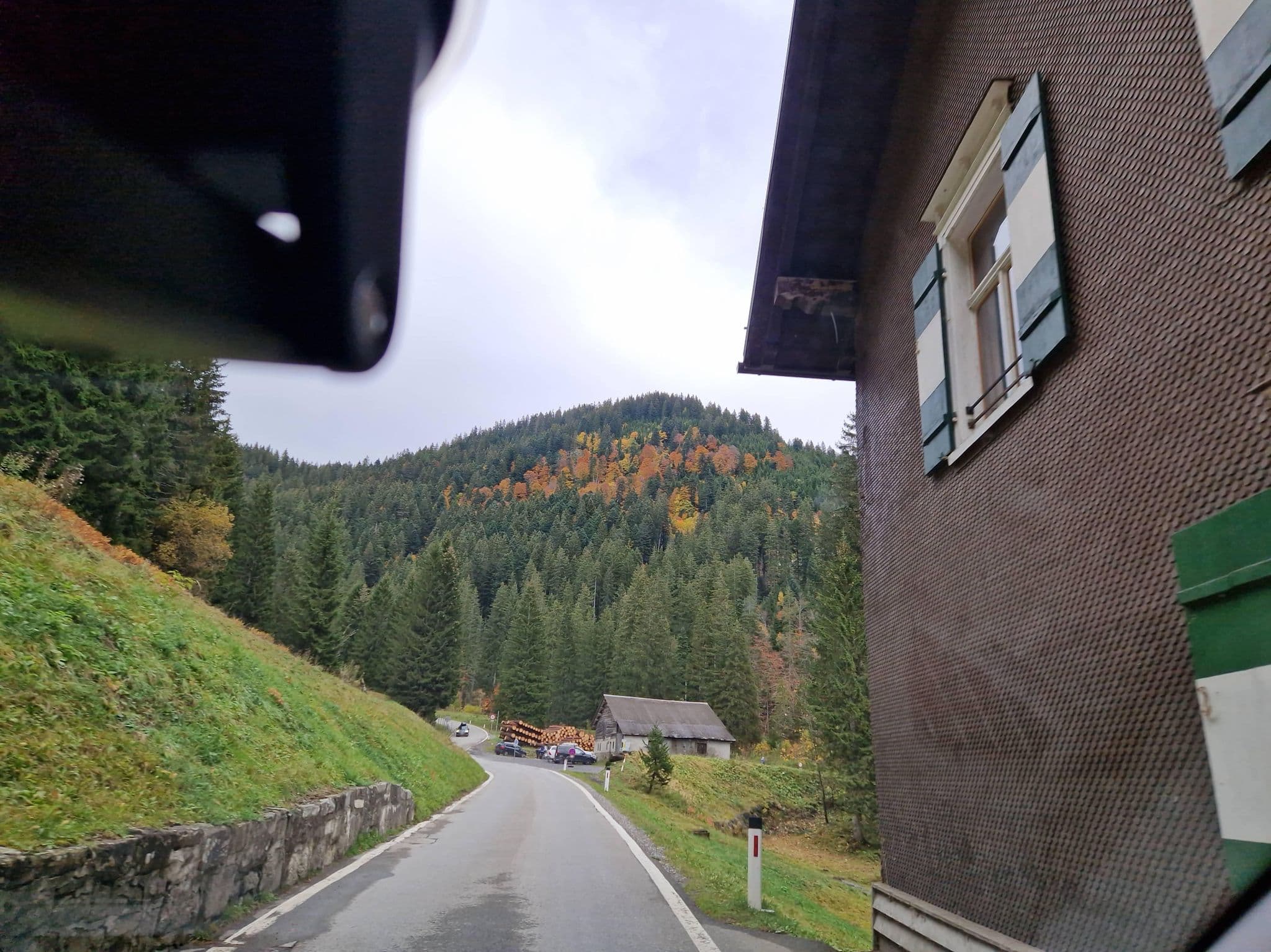 Street view near Badlaterns, Ludesch — © mcliquid (CC BY-SA · Mapillary)