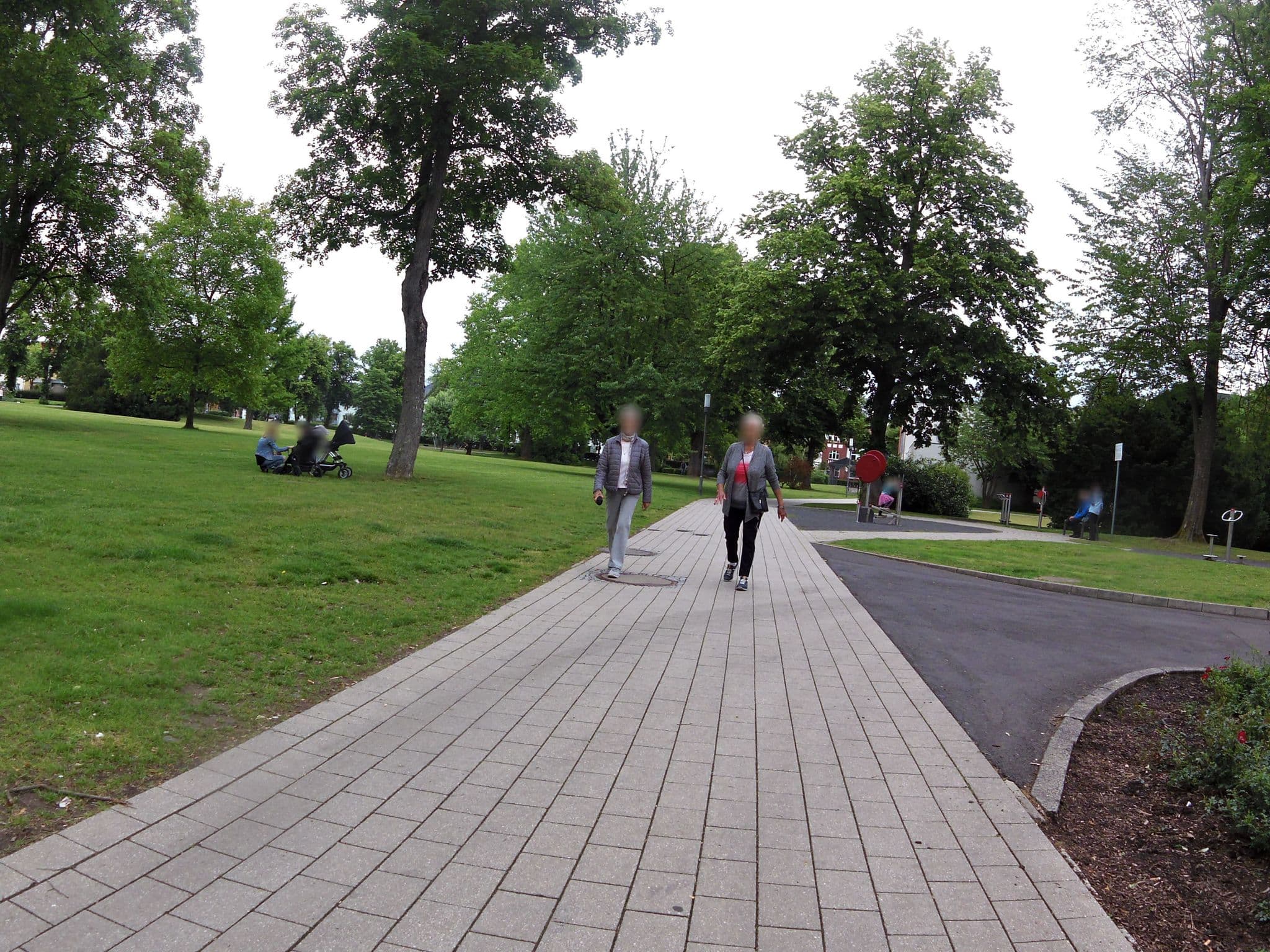 Street view near Hotel Thermalis, Bad Hersfeld — © zoegglmeyr1 (CC BY-SA · Mapillary)