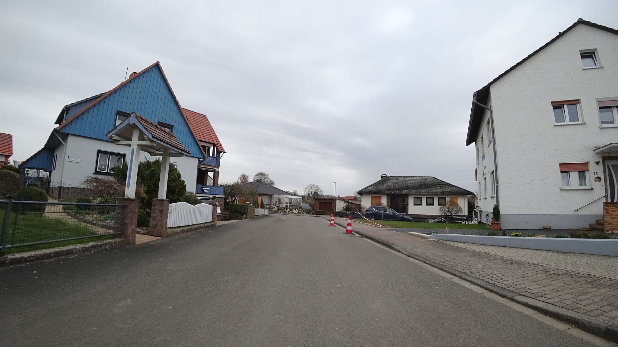 Street view near Ferienwohnung Schindehütte, Calden — © flohoff (CC BY-SA · Mapillary)