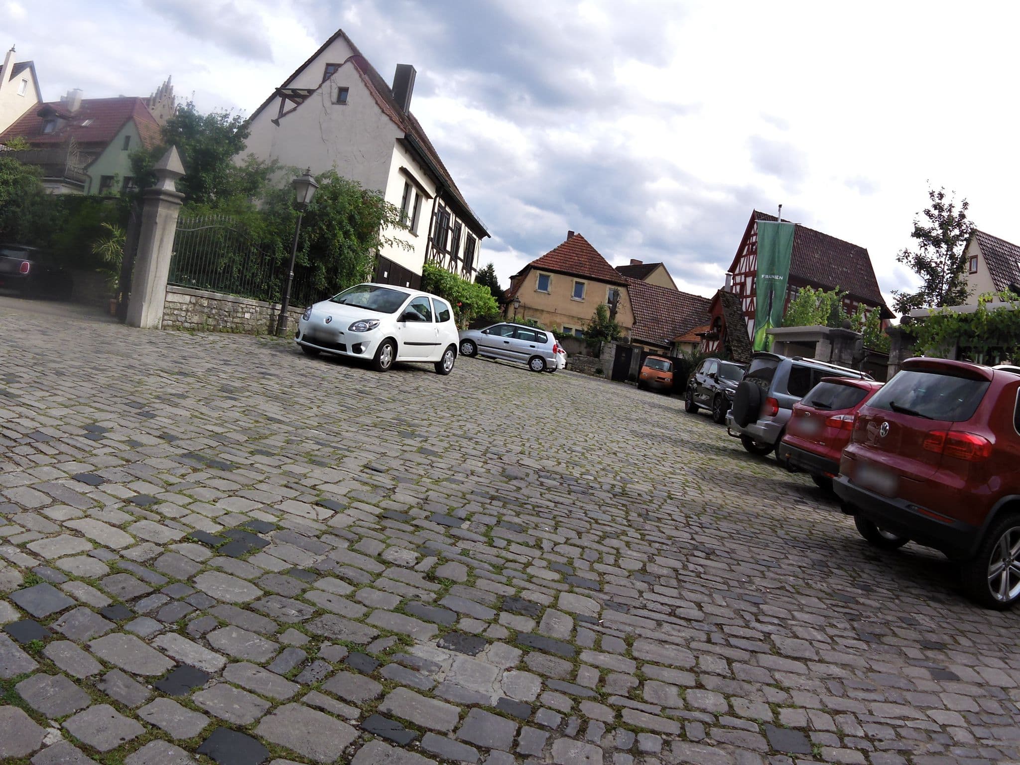 Street view near Weingut & Hotel Artur Steinmann, Sommerhausen — © zoegglmeyr (CC BY-SA · Mapillary)