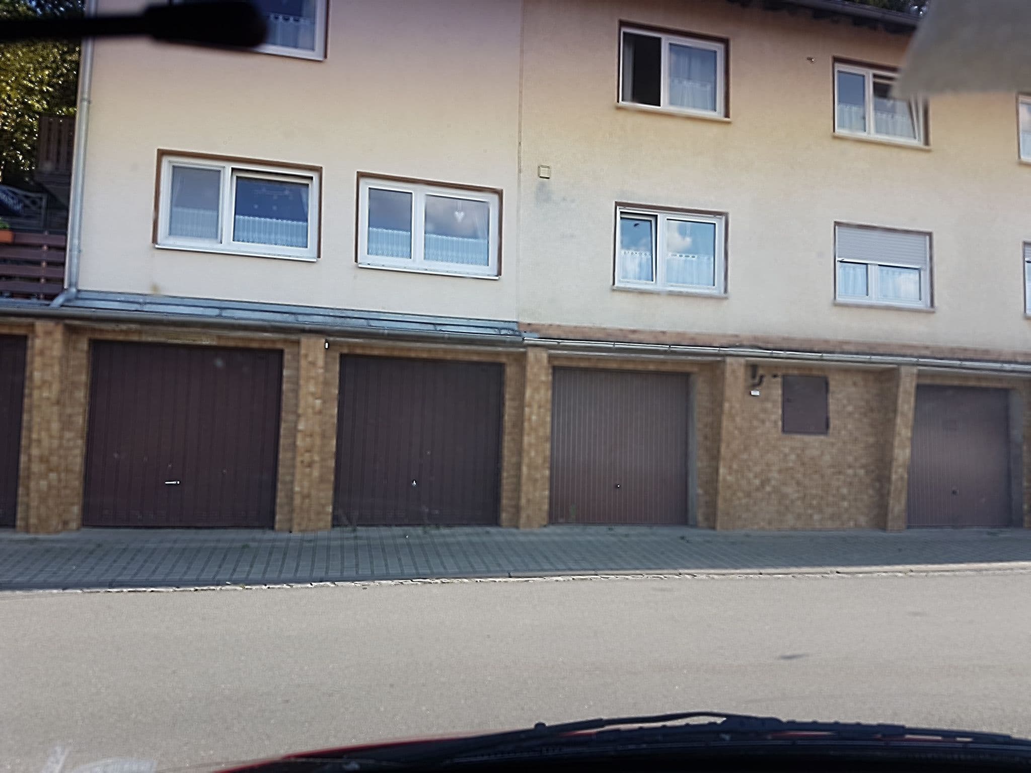Street view near Buhl, Niederfüllbach — © r66 (CC BY-SA · Mapillary)