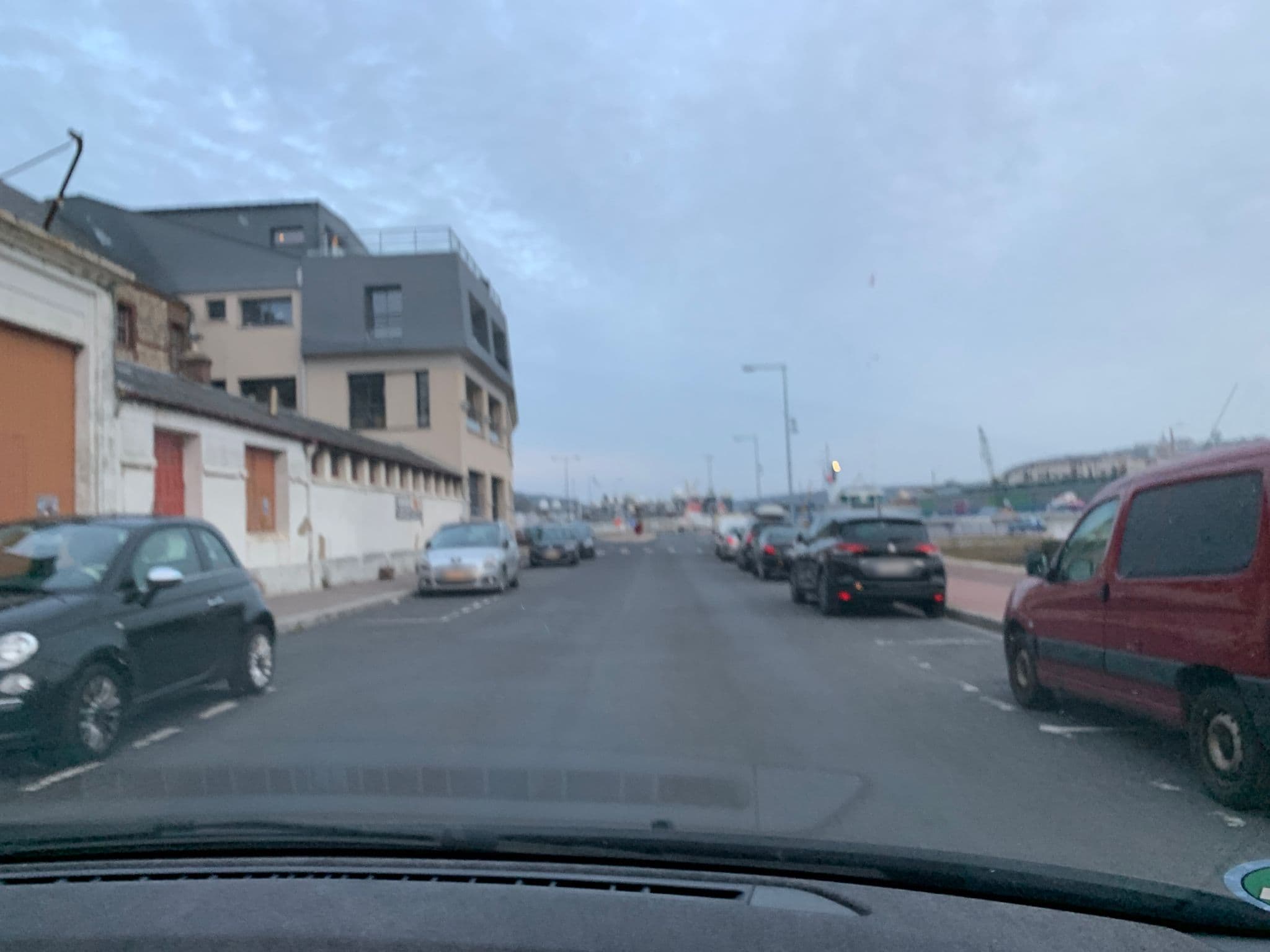 Street view near La Rose Des Vents, Fécamp — © noel (CC BY-SA · Mapillary)