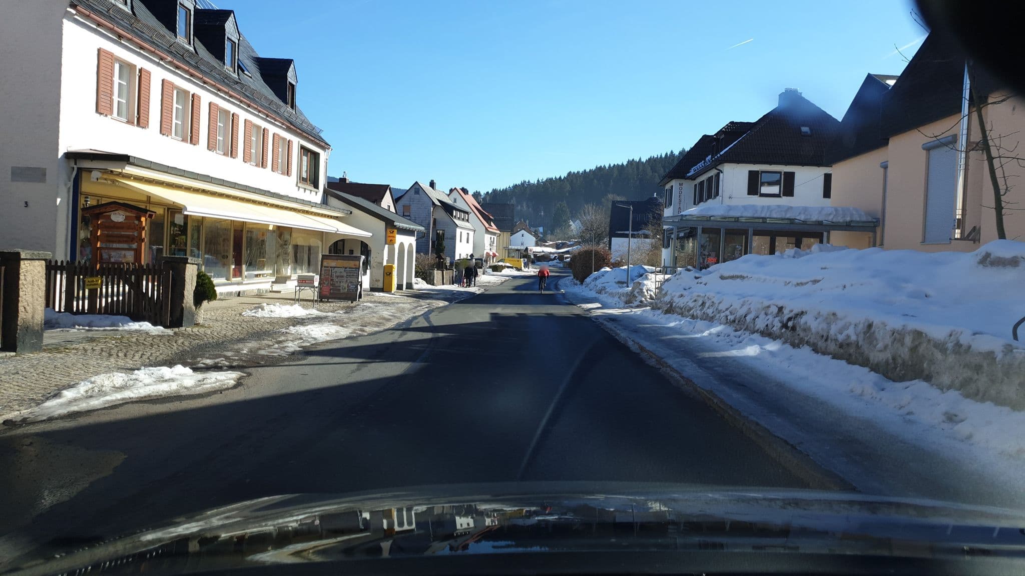 Street view near Zeh, Inh. Manfred Zeh, Bischofsgrün — © mappi (CC BY-SA · Mapillary)