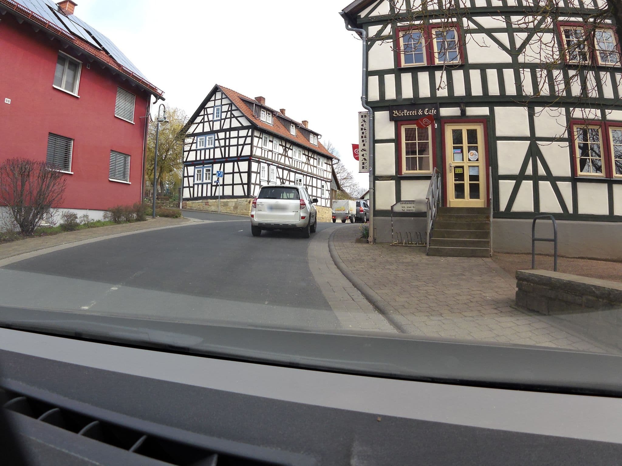 Street view near Ferienwohnung am Wethplatz, Bad Salzungen — © zoegglmeyr1 (CC BY-SA · Mapillary)