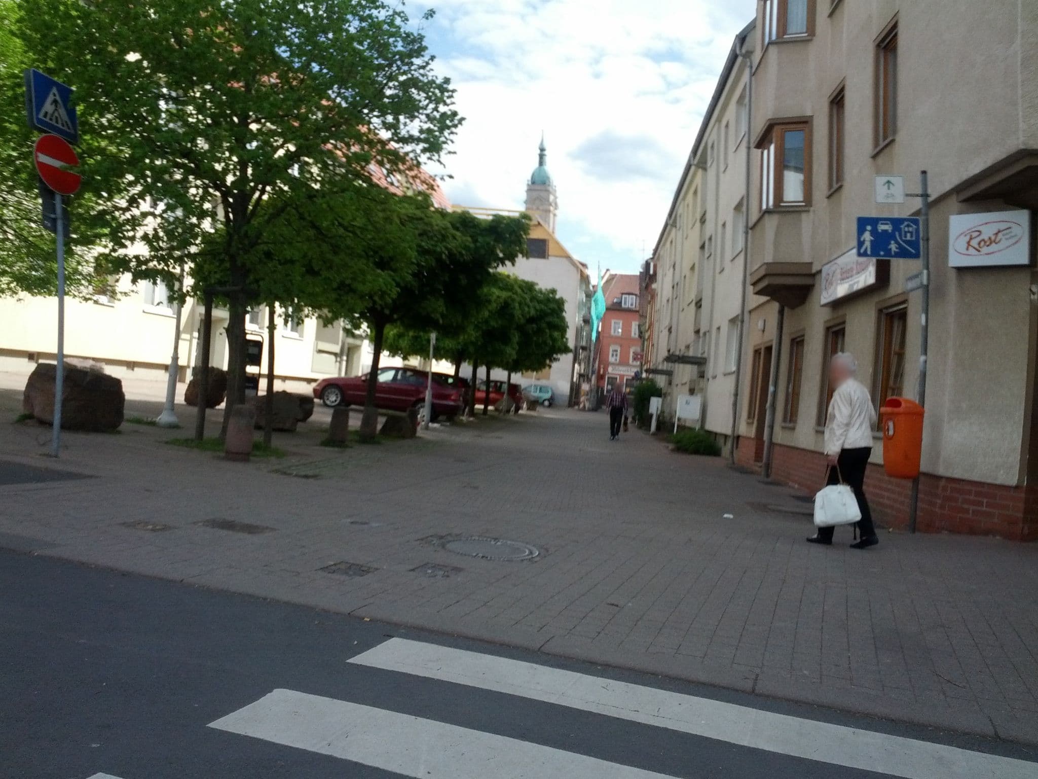 Street view near Apartmentcity.De, Eisenach — © zoegglmeyr (CC BY-SA · Mapillary)