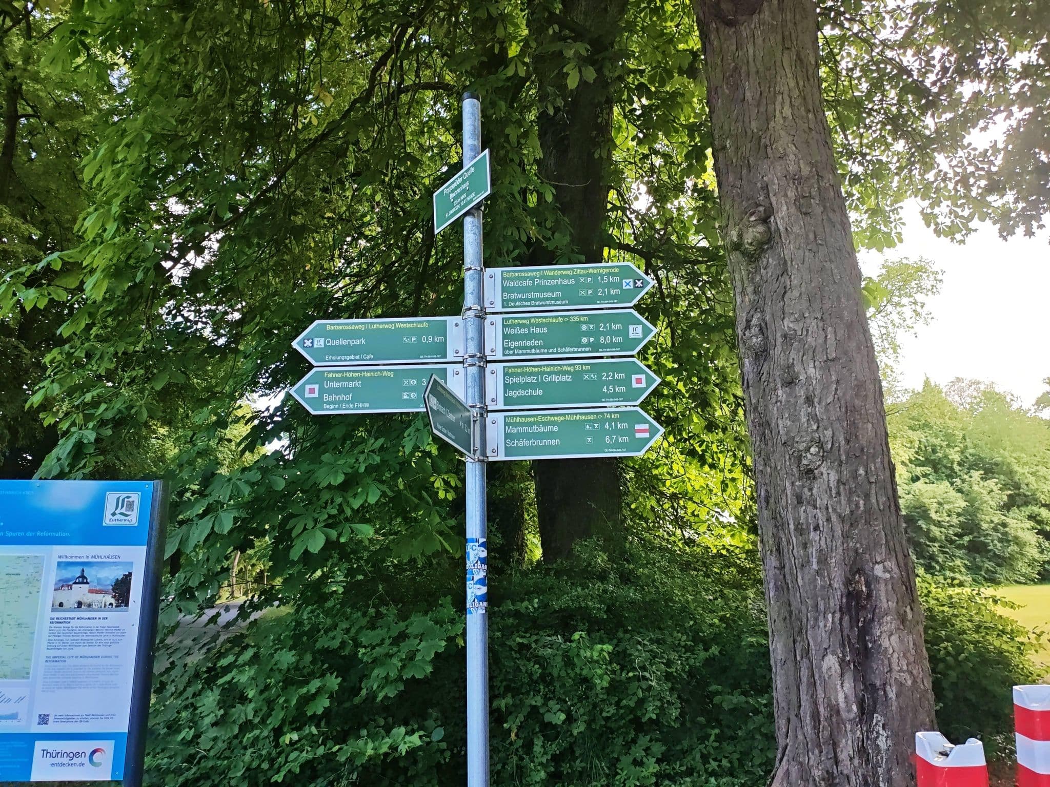 Street view near Ferienwohnungen am Schwanenteich, Mühlhausen — © ber319 (CC BY-SA · Mapillary)
