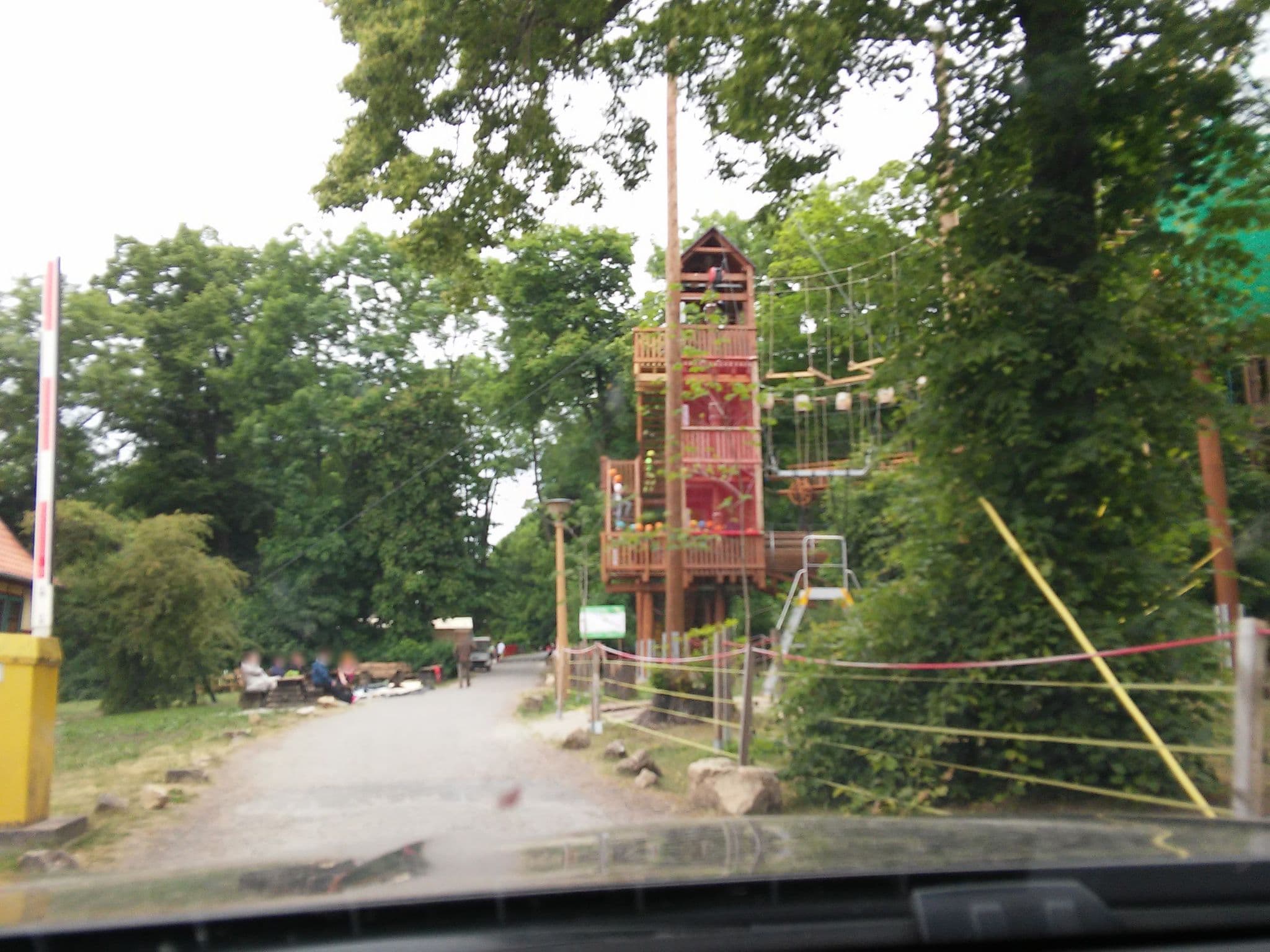 Street view near Erholungspark Possen Sondershausen, Sondershausen — © escada (CC BY-SA · Mapillary)