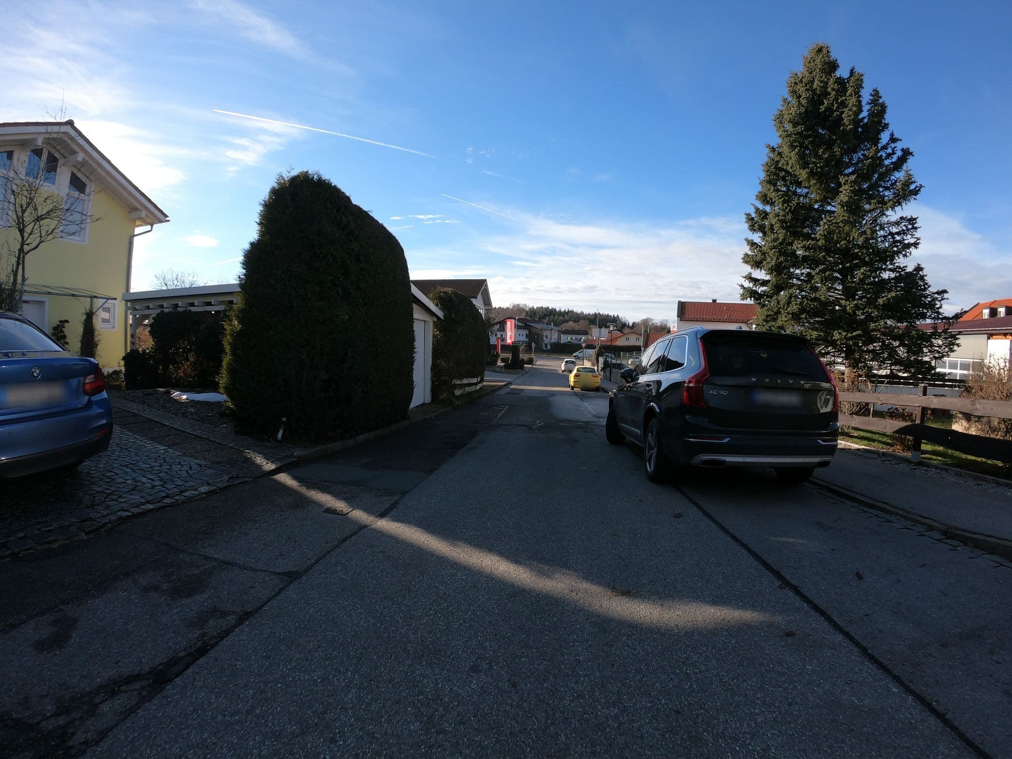 Street view near Chiemsee-Ferienwohnungen, Traunstein — © natebus (CC BY-SA · Mapillary)