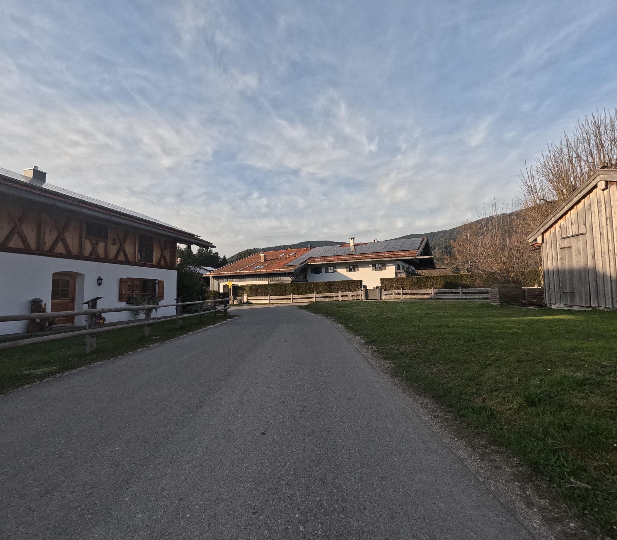 Street view near Gästehaus Erika, Inzell — © natebus (CC BY-SA · Mapillary)