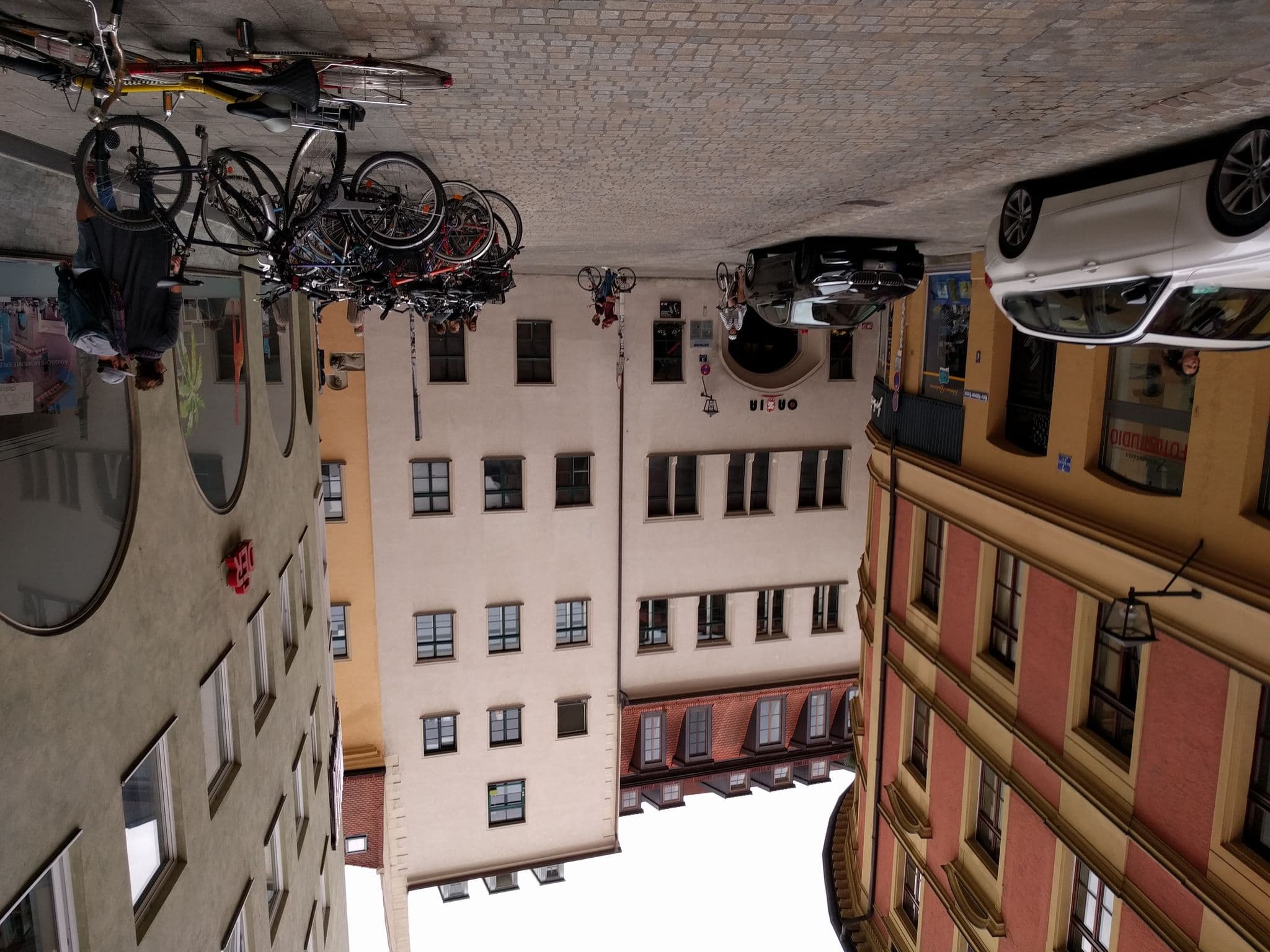 Street view near Roter Hahn, Regensburg — © tbeckler (CC BY-SA · Mapillary)