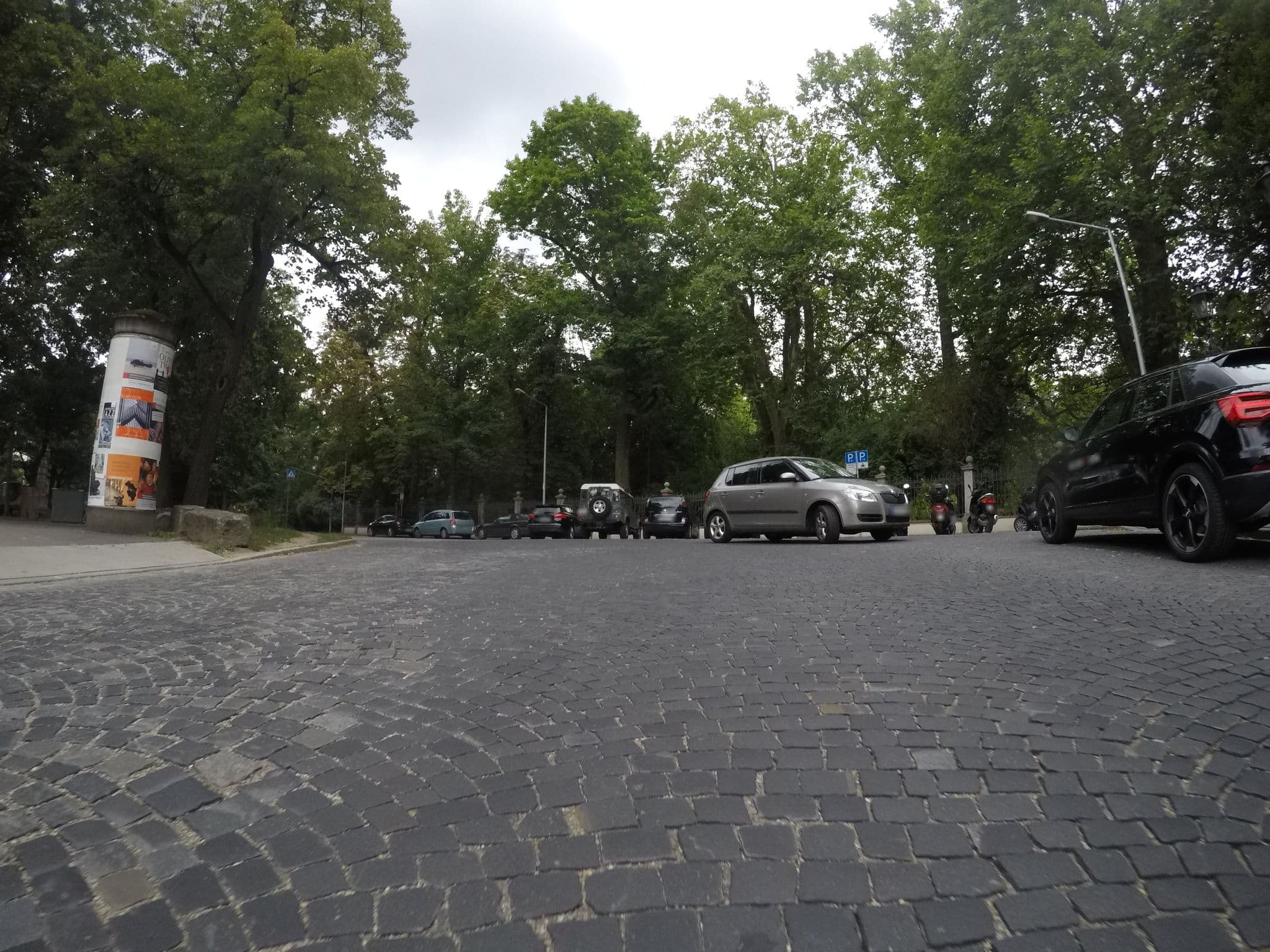 Street view near Stadthaus Regensburg, Regensburg — © slabby (CC BY-SA · Mapillary)