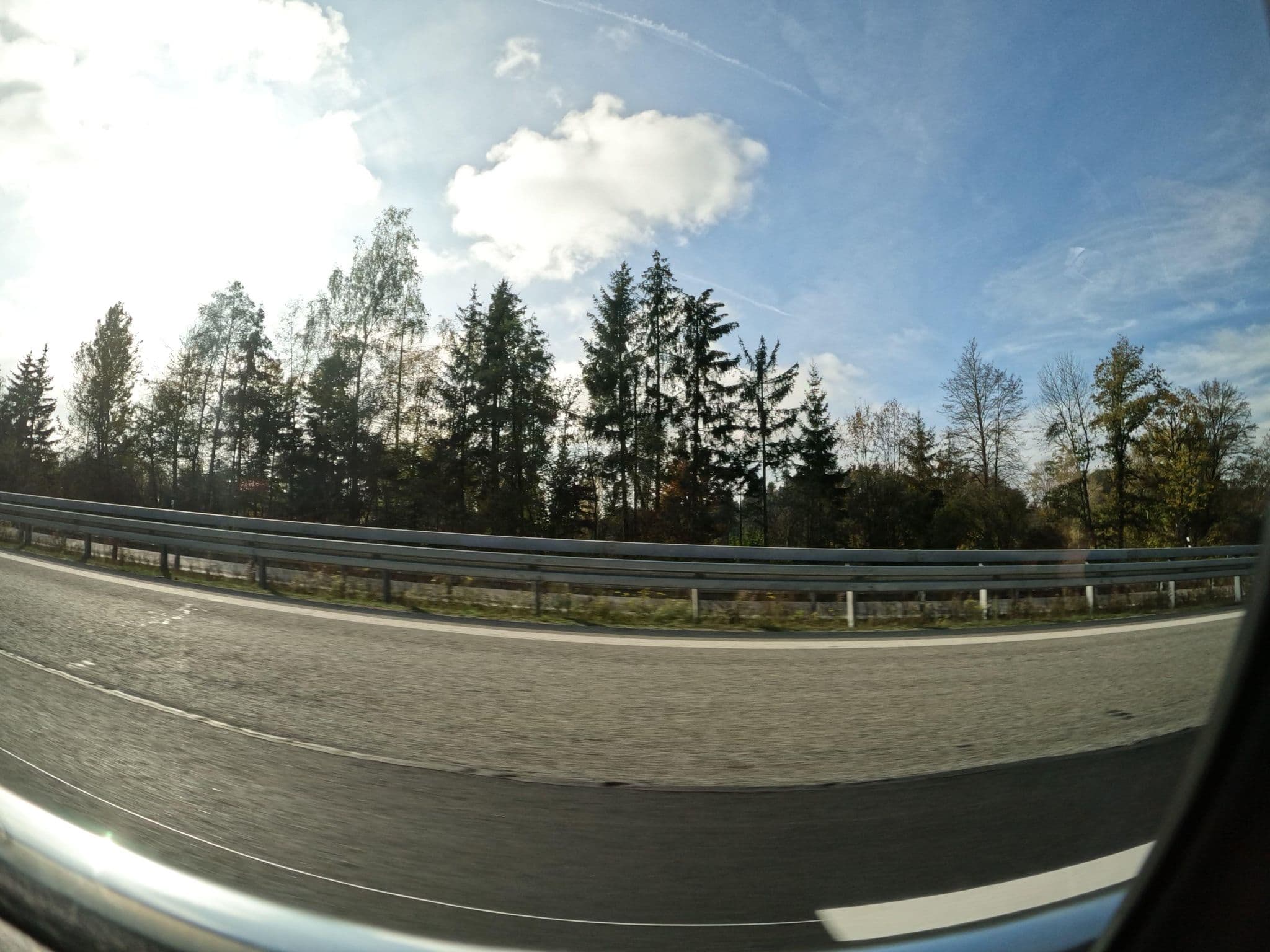 Street view near Kremstalerhof, Vilshofen — © erias (CC BY-SA · Mapillary)