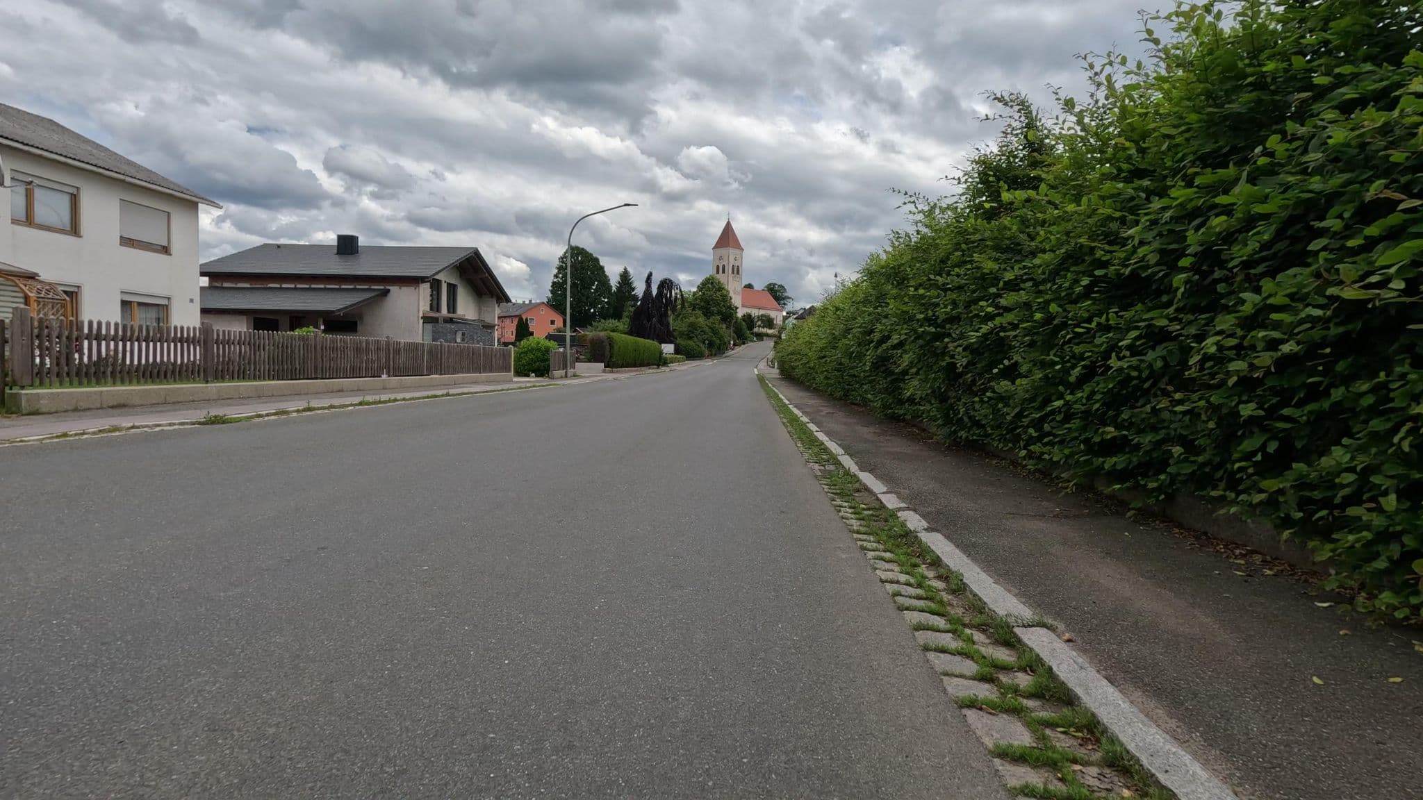 Street view near Landgasthof Benjamin, Treffelstein — © rnissl (CC BY-SA · Mapillary)