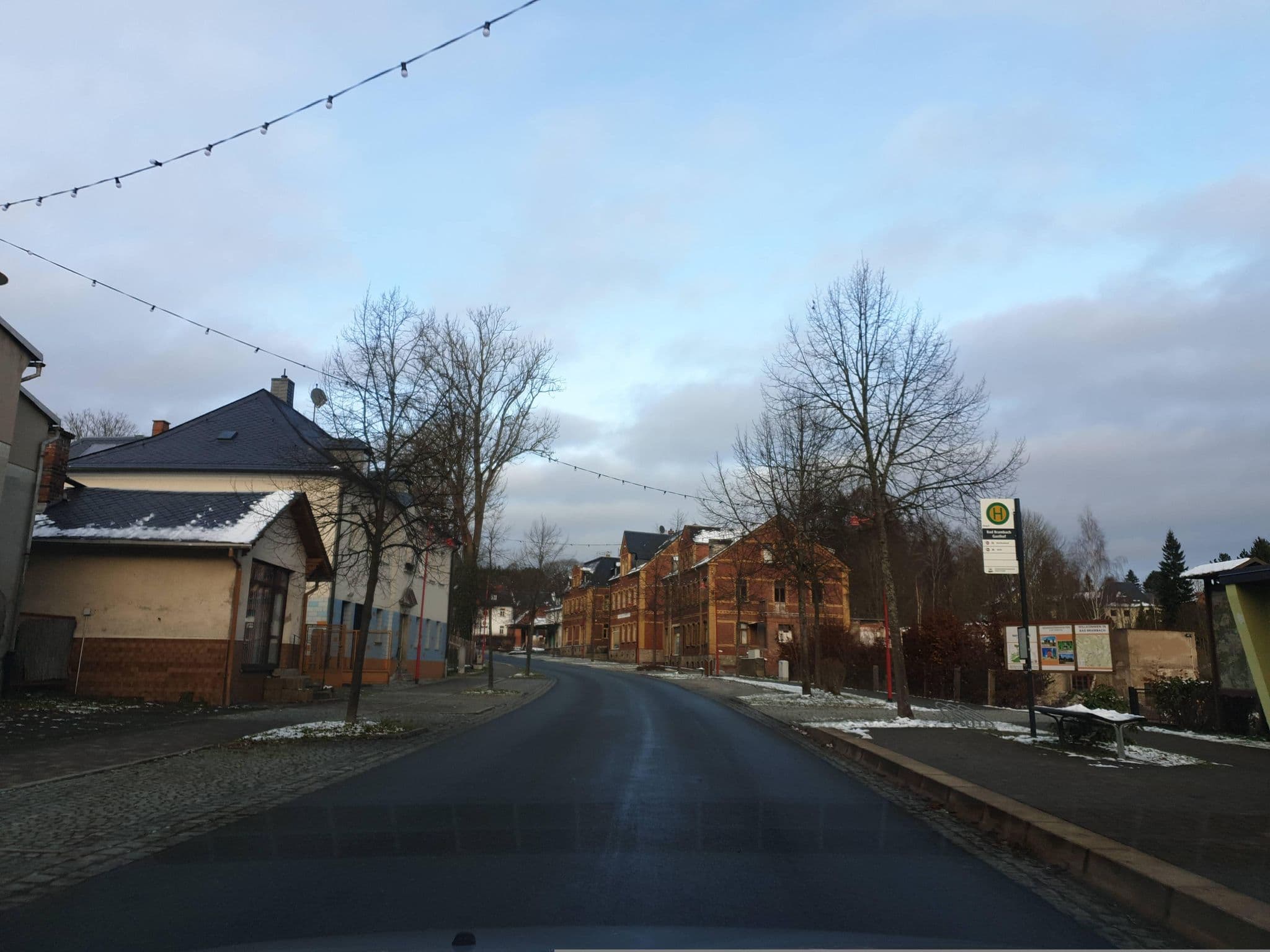 Street view near Pension Grenzland, Bad Brambach — © canislupus (CC BY-SA · Mapillary)