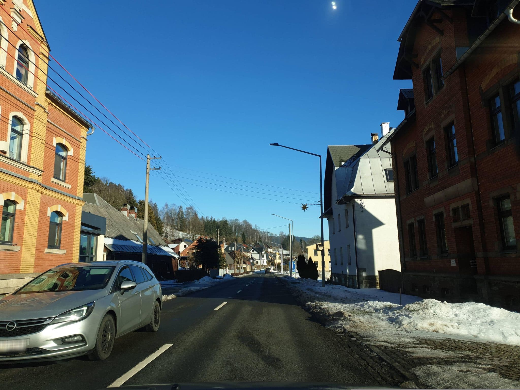 Street view near Uebel Stefanie Ferienwohnungen, Zwota — © canislupus (CC BY-SA · Mapillary)
