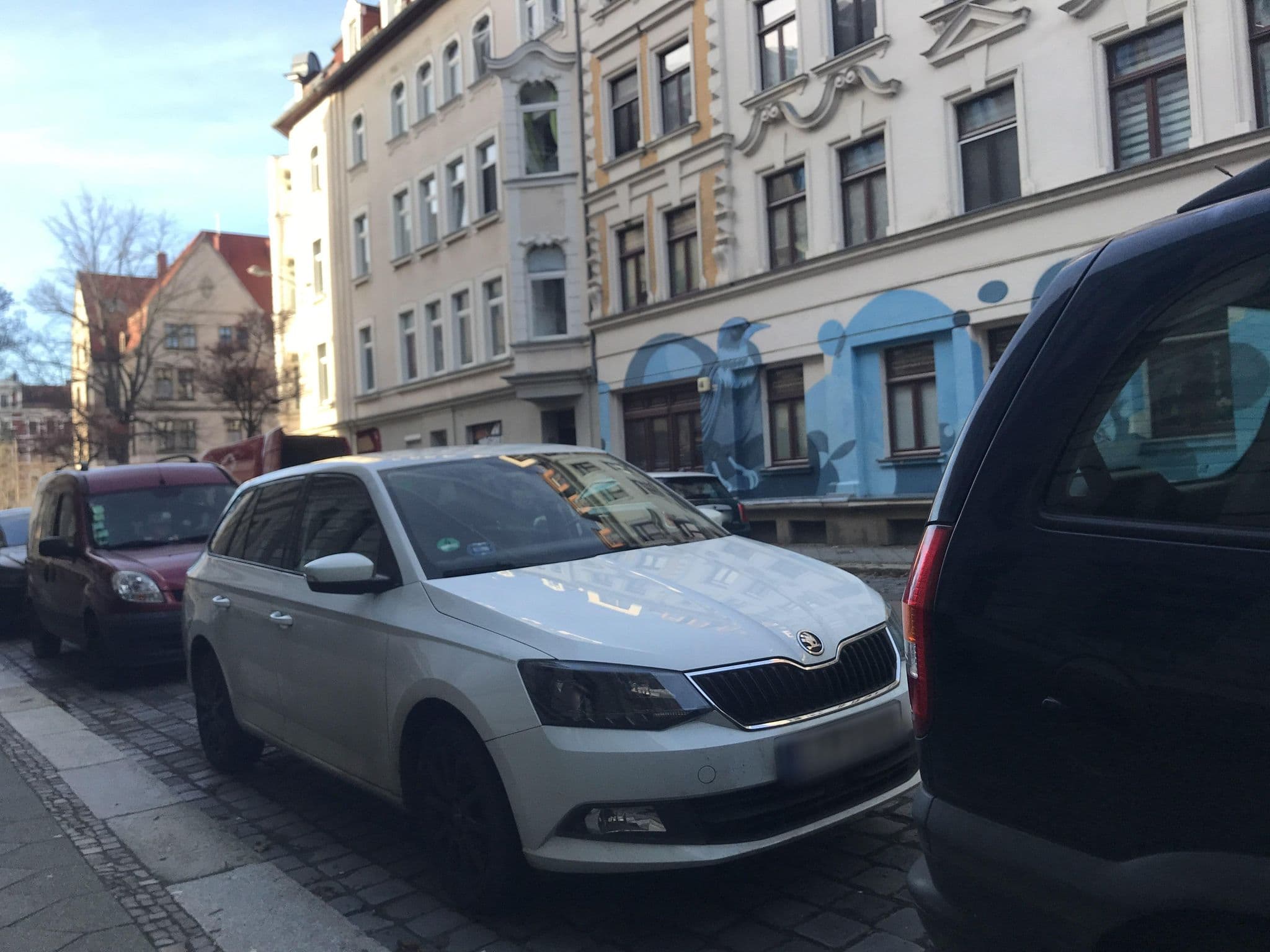 Street view near 3-Room Karl-Heine, Kleinzschocher — © miguel_andrade (CC BY-SA · Mapillary)