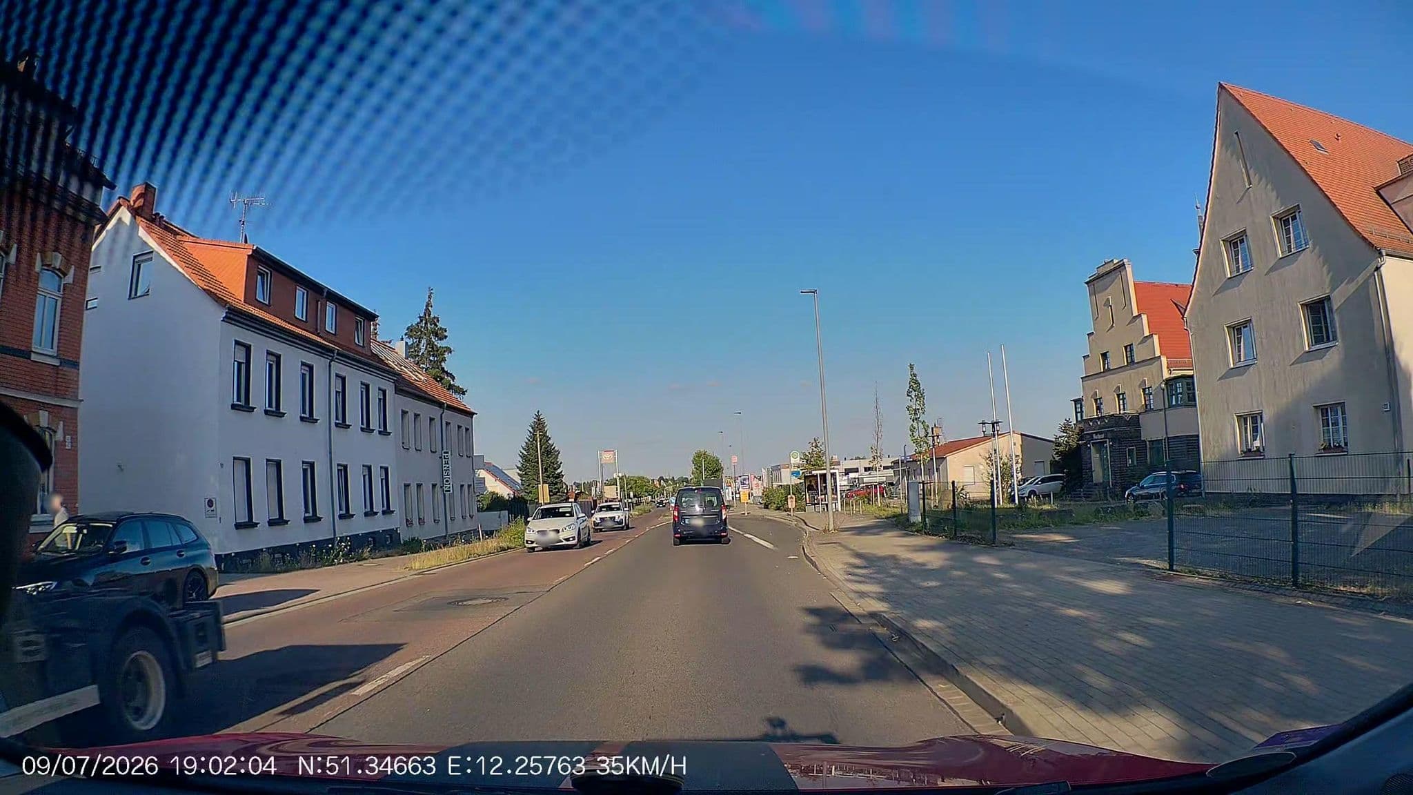 Street view near Schüttel Jens Pension, Kleinzschocher — © AR88 (CC BY-SA · Mapillary)