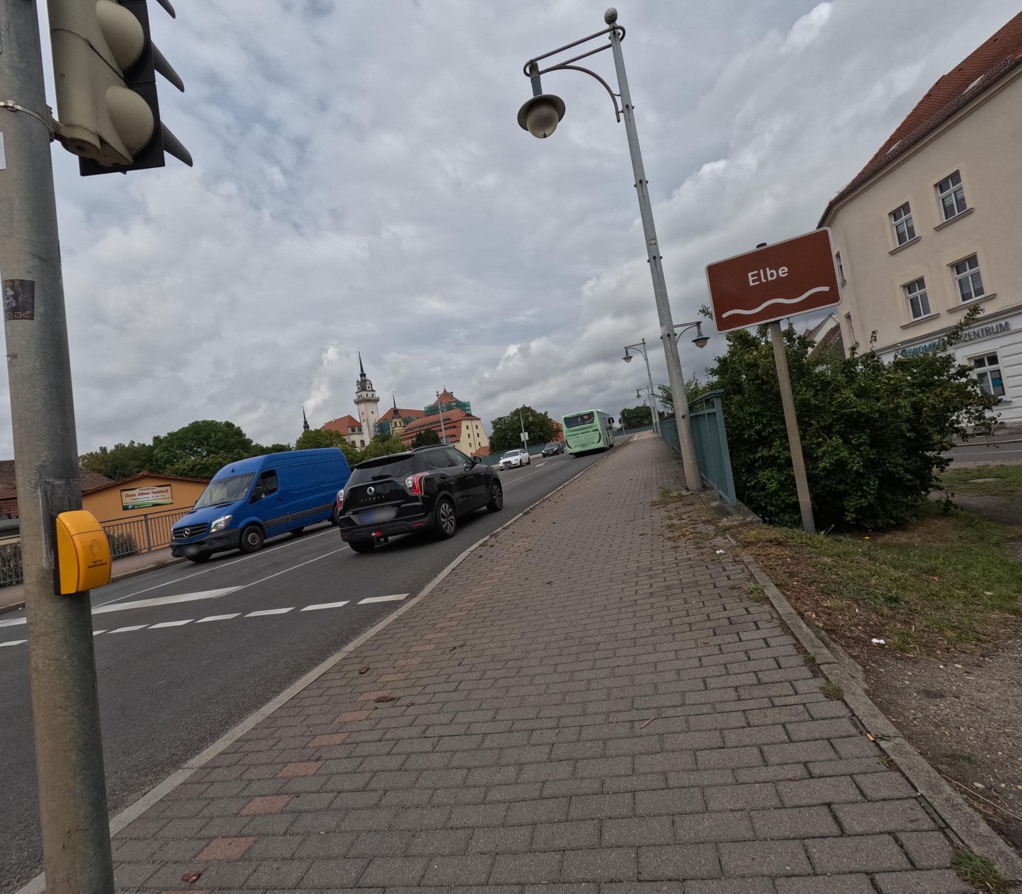 Street view near Pension zum alten Salzhof Inh. M. Ronneburg, Torgau — © kopra (CC BY-SA · Mapillary)