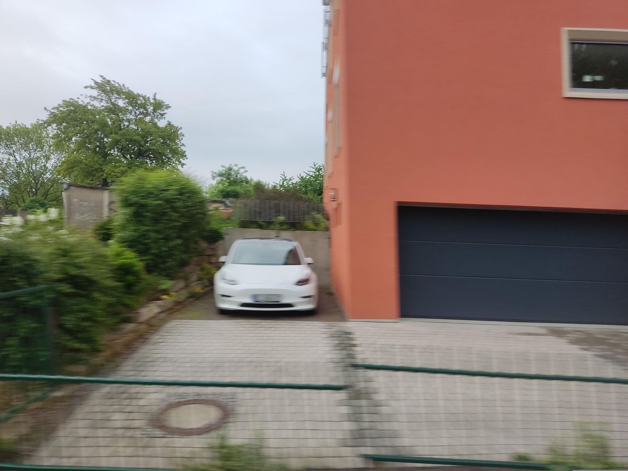 Street view near Spa Resort Hotel Landlust, Gorbitz — © Tatfahren (CC BY-SA · Mapillary)