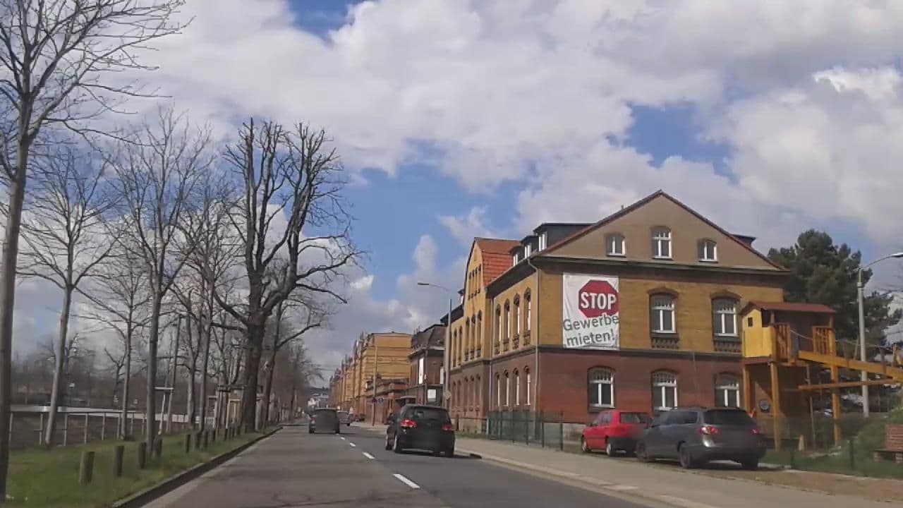 Street view near Ferien in Dresden, Friedrichstadt — © thomas (CC BY-SA · Mapillary)