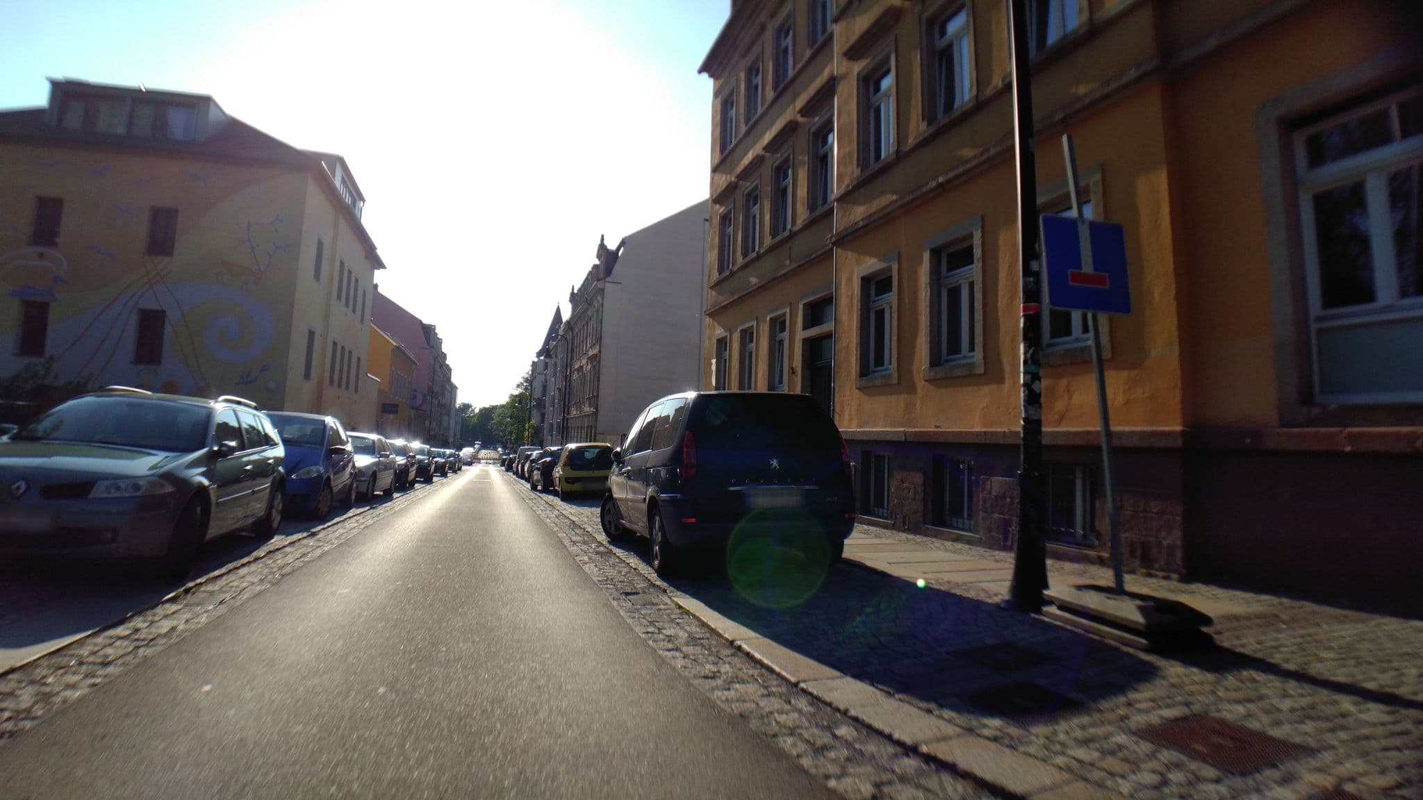 Street view near Dresden Student Haus, Äußere Neustadt — © dem1bg4 (CC BY-SA · Mapillary)