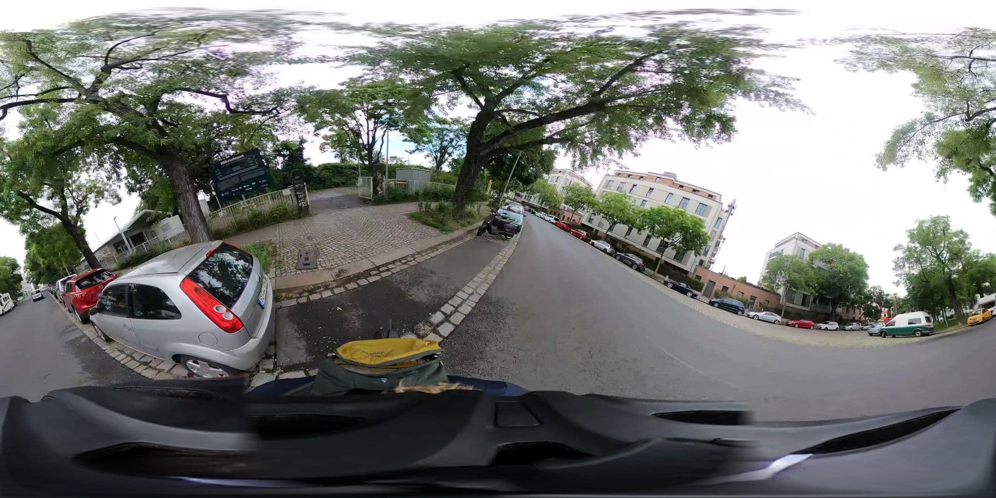 Street view near Moxy Dresden Neustadt, Äußere Neustadt — © geowatti (CC BY-SA · Mapillary)