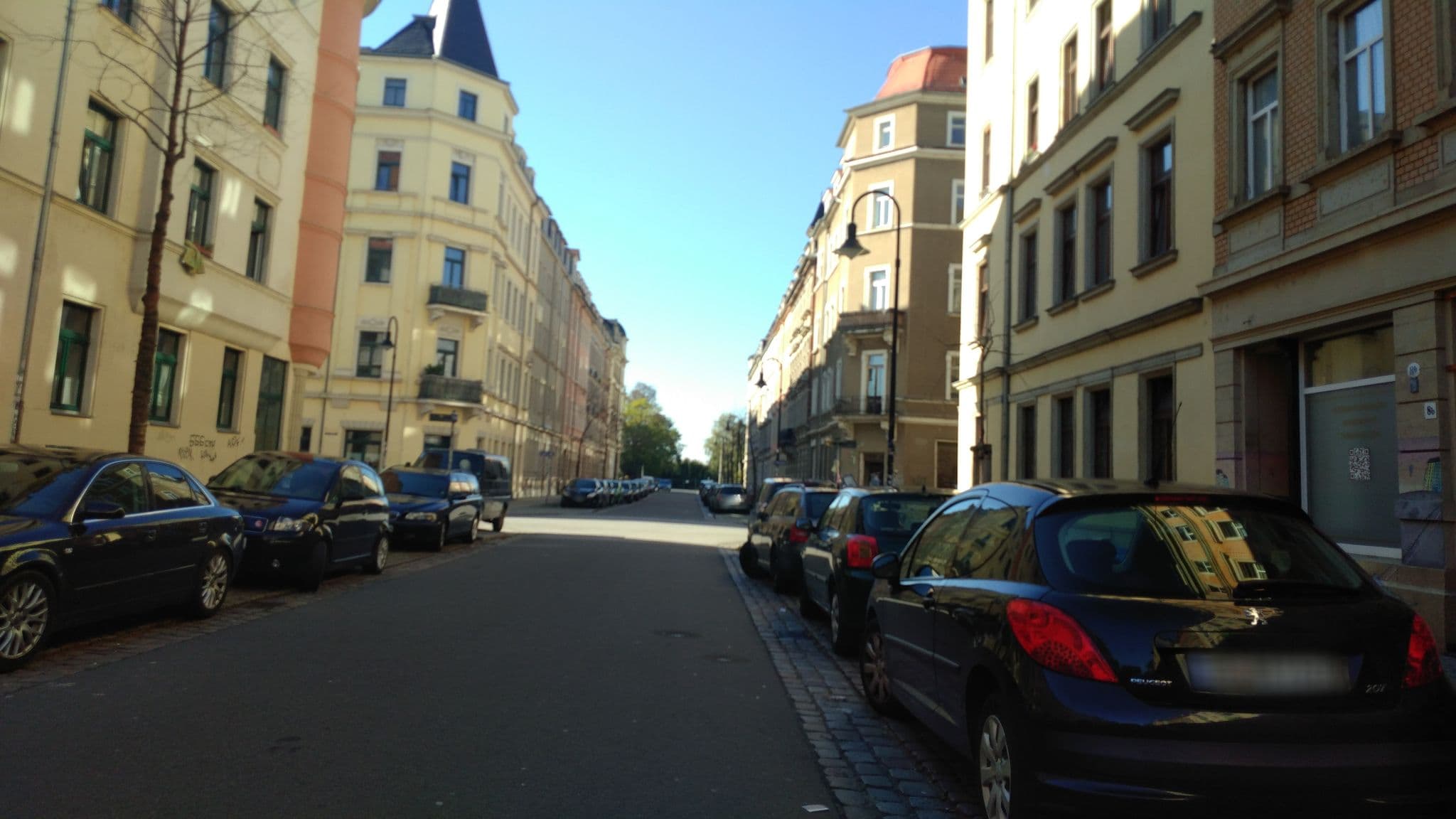 Street view near Apartment Elbflorenz, Äußere Neustadt — © dem1bg4 (CC BY-SA · Mapillary)