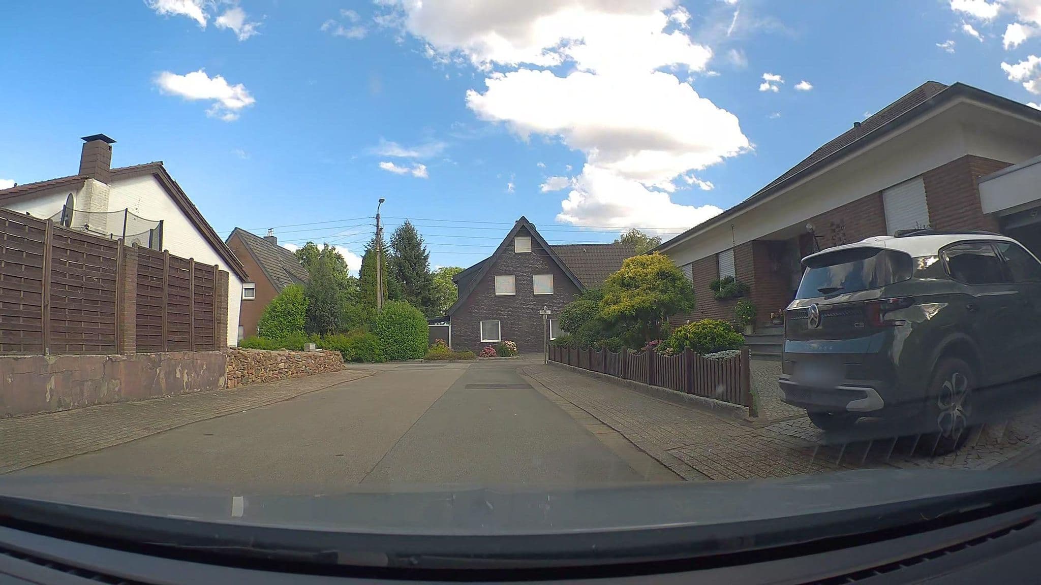 Street view near Ferienwohnung Stevens, Isselburg — © poxonline (CC BY-SA · Mapillary)