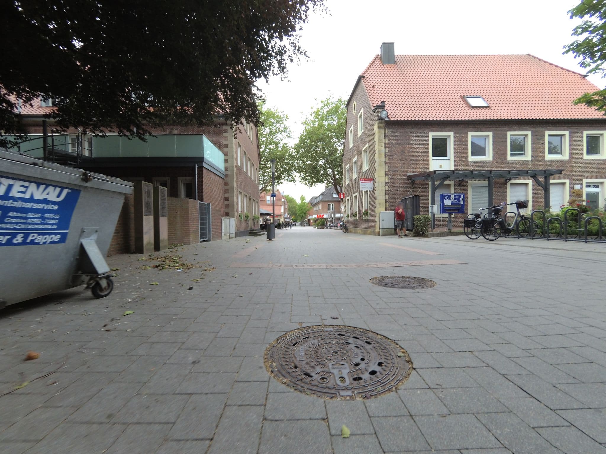 Street view near Schloßhotel Ahaus, Ahaus — © peewee32 (CC BY-SA · Mapillary)