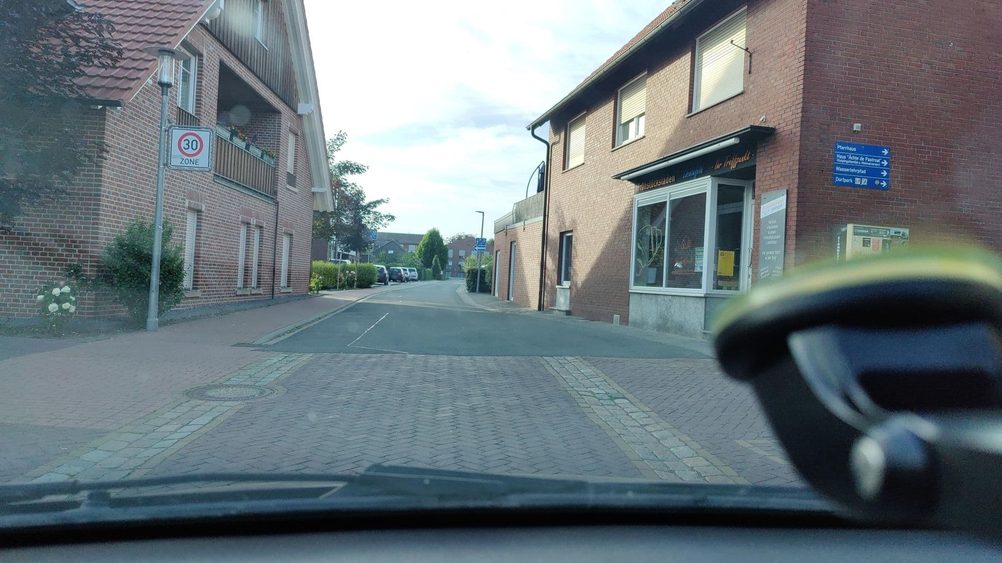 Street view near Hotel Zur Post, Billerbeck — © poxonline (CC BY-SA · Mapillary)