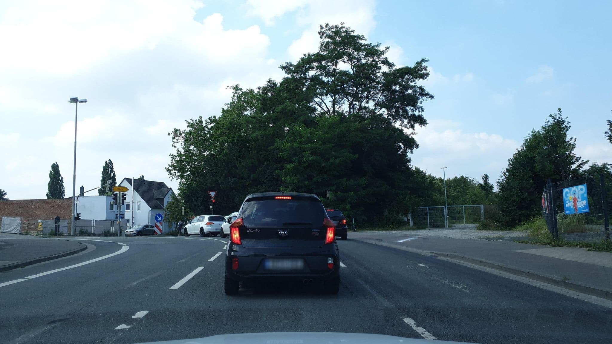 Street view near Hotel PrinzS Gastronomie, Herford — © Schmarvis (CC BY-SA · Mapillary)