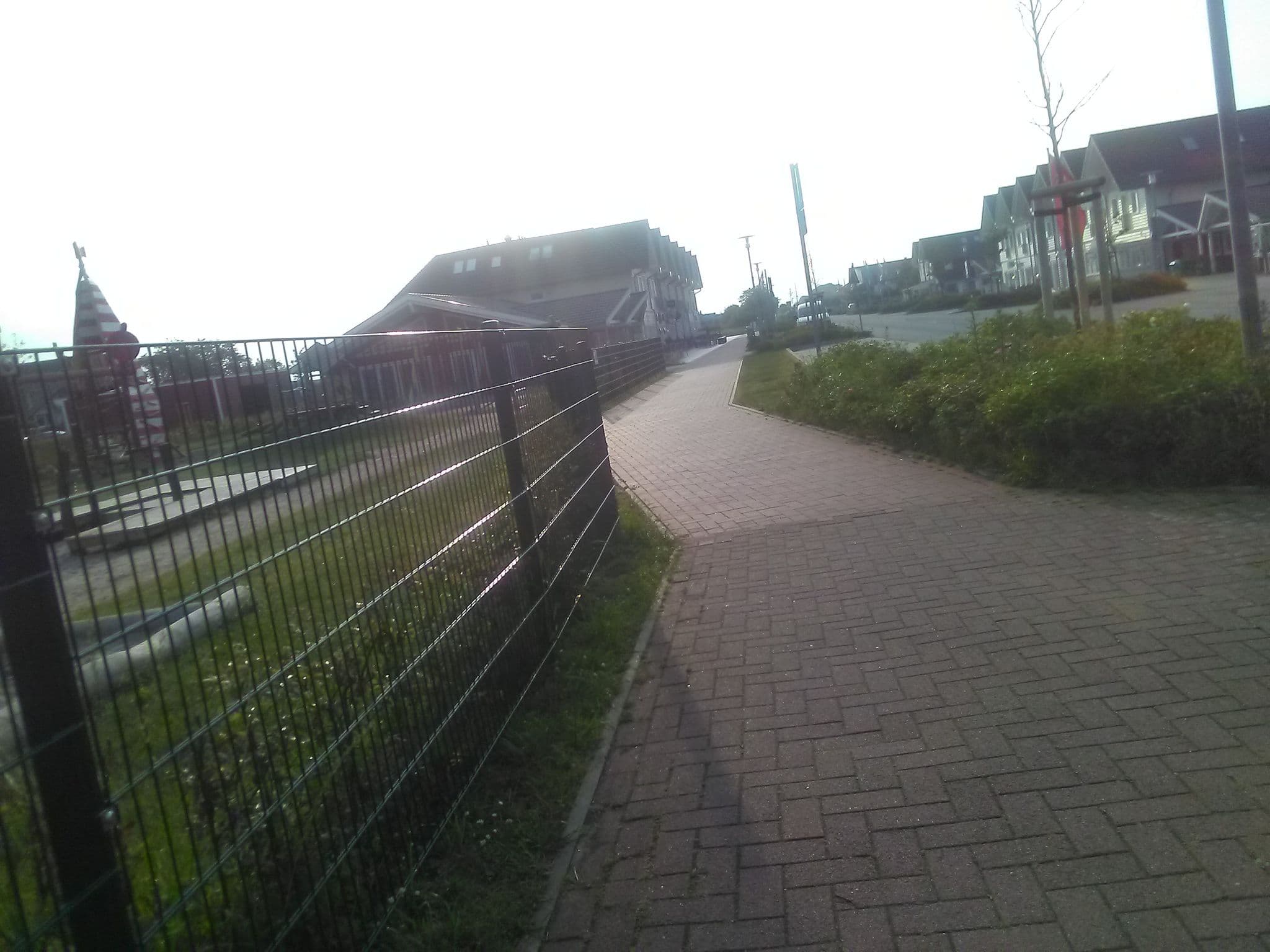 Street view near Tourismusservice Nordsee-Fewos, Wyk auf Föhr — © bernd_niemann (CC BY-SA · Mapillary)