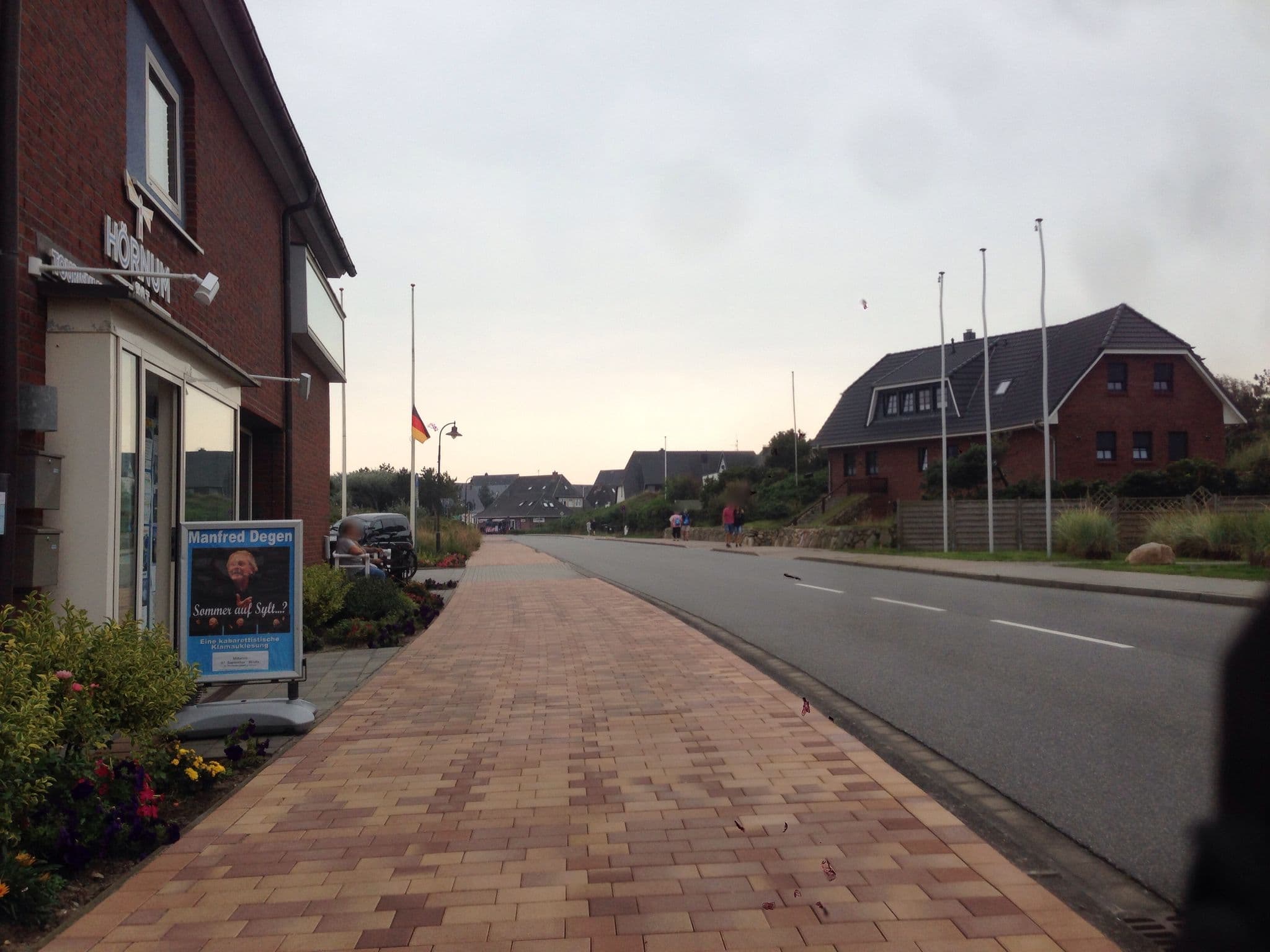Street view near Oltmann and Bengsch Ferienwohnungen, Keitum — © mjay (CC BY-SA · Mapillary)