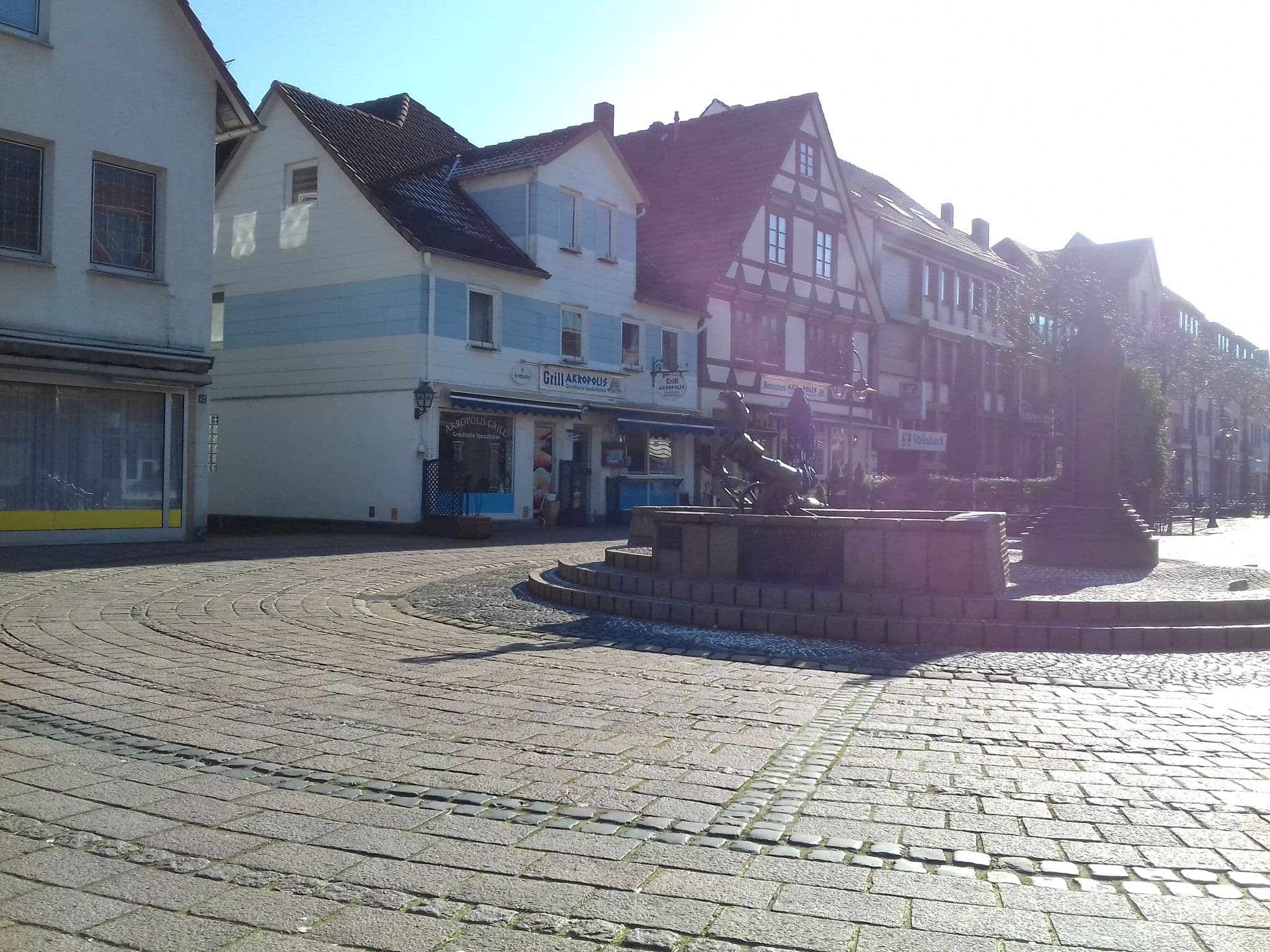 Street view near Café Rosengarten, Bodenwerder — © laika (CC BY-SA · Mapillary)