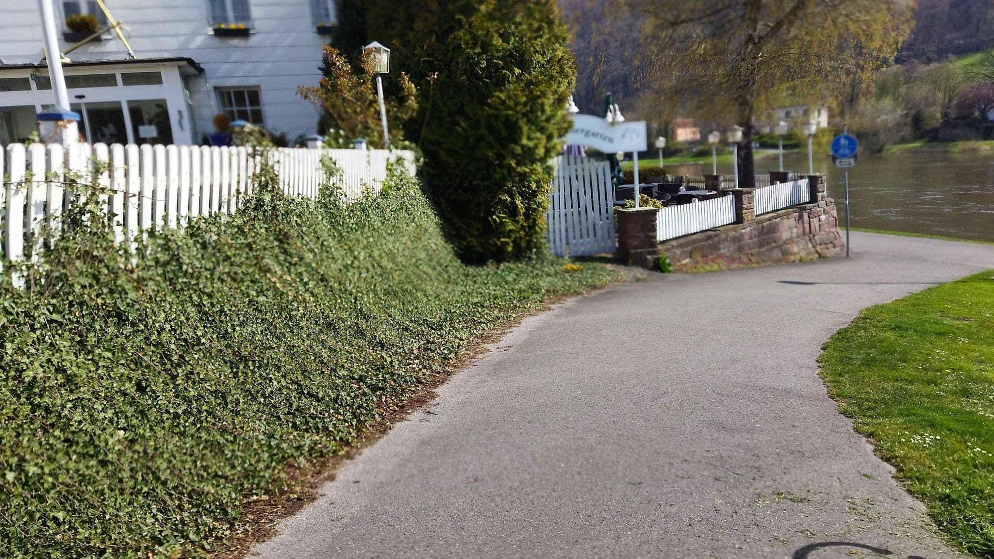 Street view near Hotel Golderen Anker, Bodenwerder — © changchun1 (CC BY-SA · Mapillary)