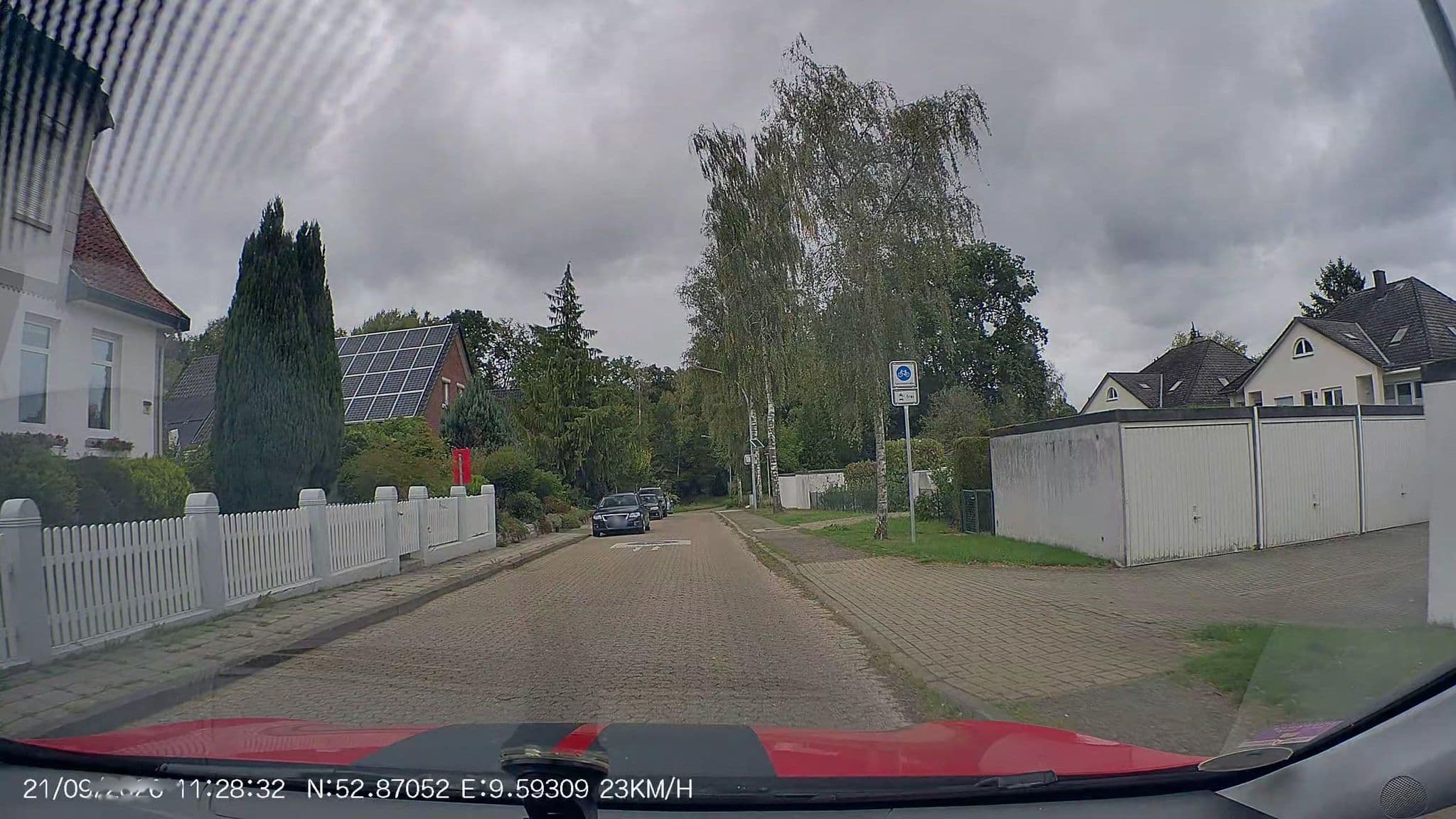 Street view near Klaus-Dieter und Brigitte von Hörsten Nichtraucherferienwohnungen, Walsrode — © AR88 (CC BY-SA · Mapillary)