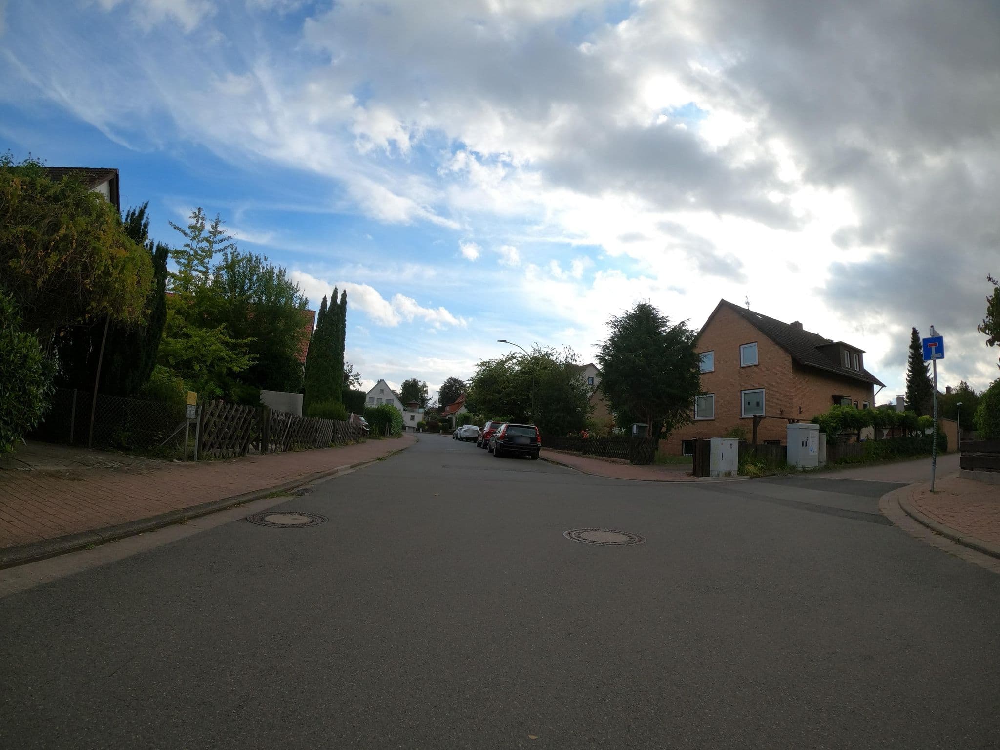 Street view near Nichtraucher-Pension Ries, Gehrden — © Langfahrer (CC BY-SA · Mapillary)