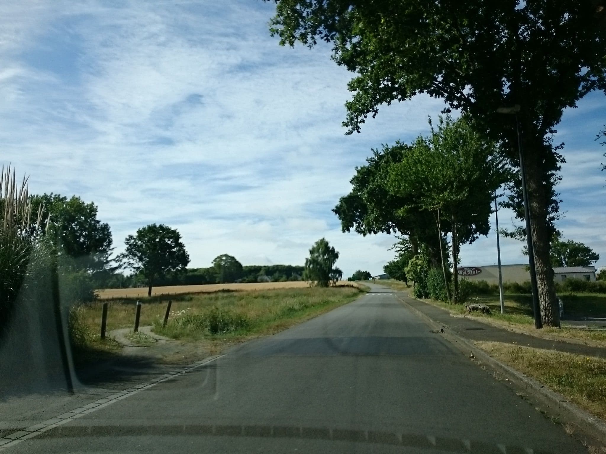 Street view near Aire de services Crevin, Crevin — © legrandblond (CC BY-SA · Mapillary)